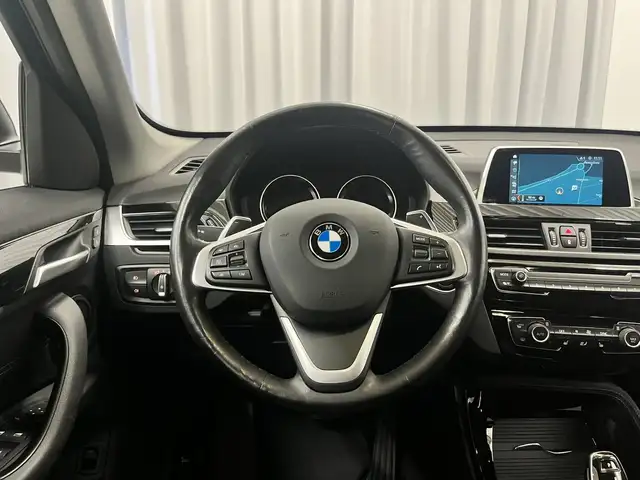 BMW X1 view 11
