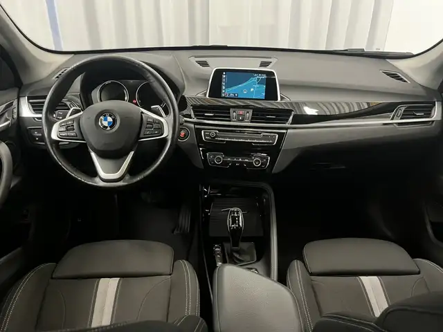 BMW X1 view 10