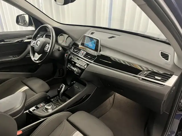 BMW X1 view 9