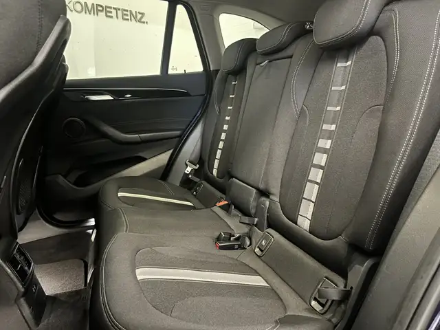 BMW X1 view 15