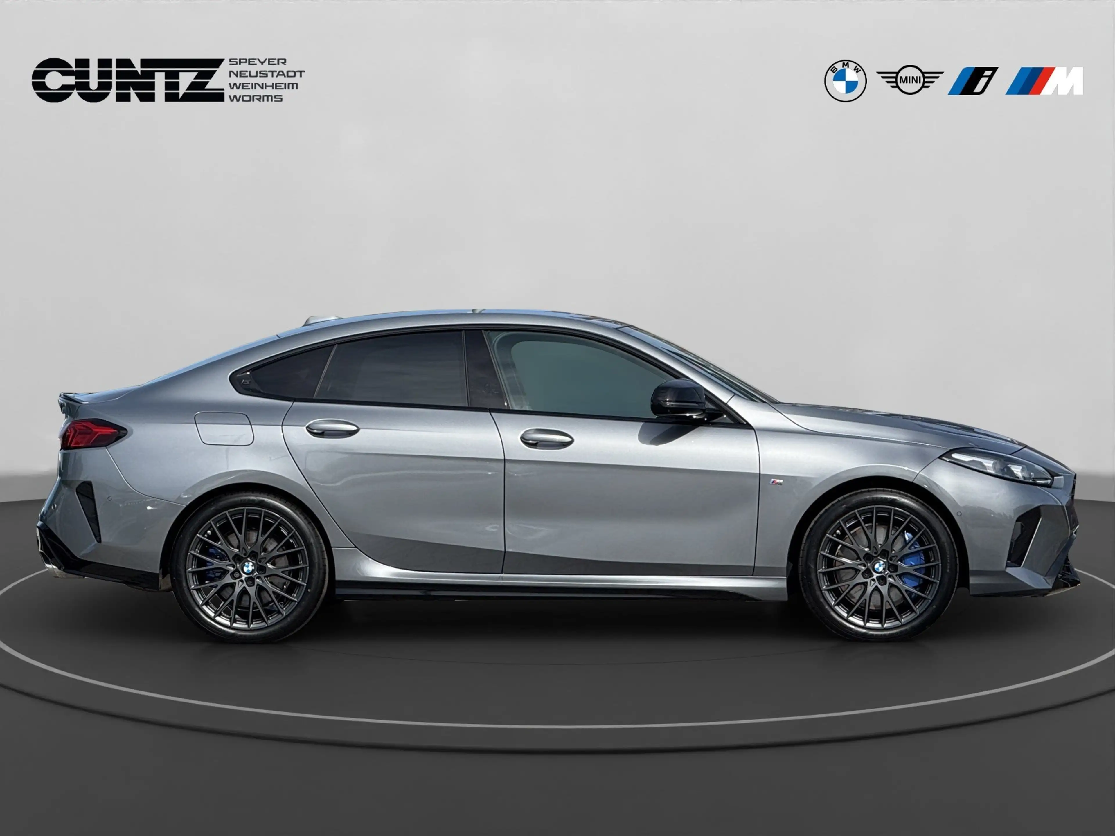 BMW 235 M235 xDrive Gran Coupe Head-Up 360° Kamera Driving — photo 4
