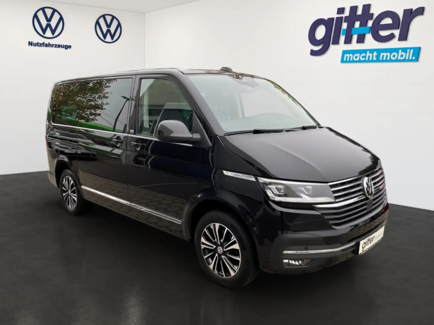 Volkswagen T6.1 Multivan GenSix LED LEDER RFK PDC DIGICO STDHZG Schwarz - 2