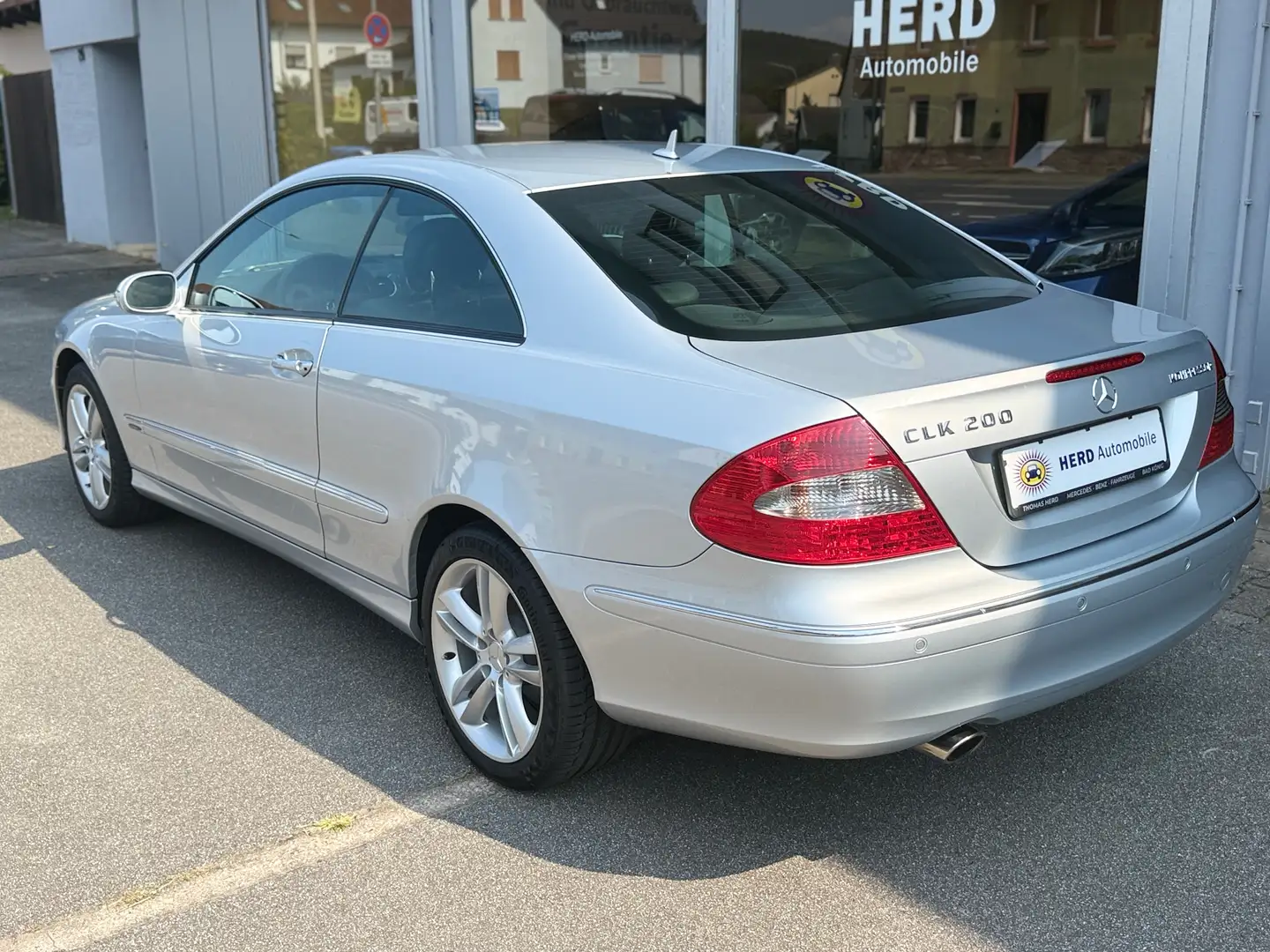 Mercedes-Benz CLK 200 CLK 200 Avantgarde-24480 Km-1 Hand -wie NEU!! Argent - 2