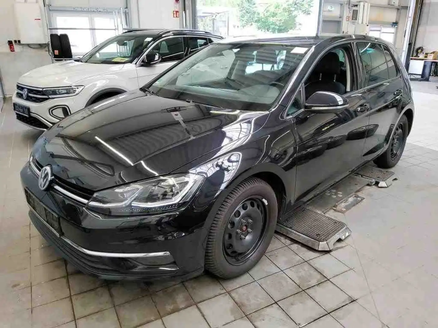 Volkswagen Golf Highline 1.5 TSI *LED *ACC *LEDER *NAVI * Nero - 2