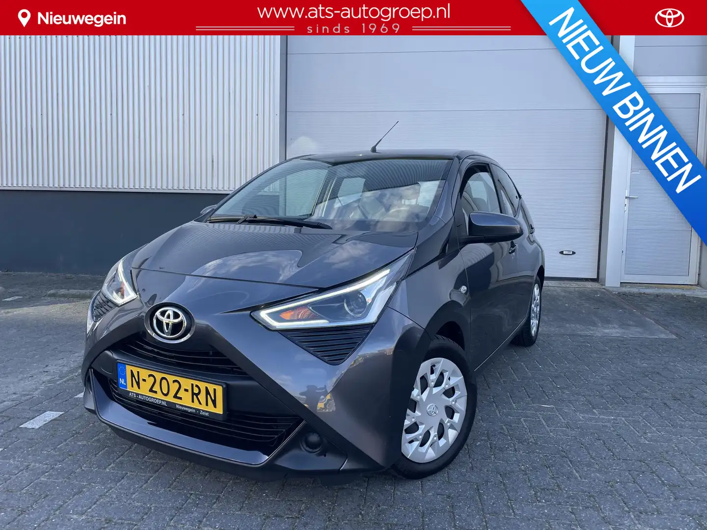 Toyota Aygo 1.0 VVT-i x-play , 35.000 km | Apple/Android Navig Gris - 1