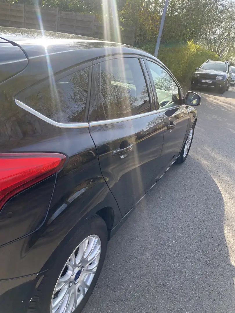 Ford Focus Focus 1.6i Ti-VCT Titanium Zwart - 2