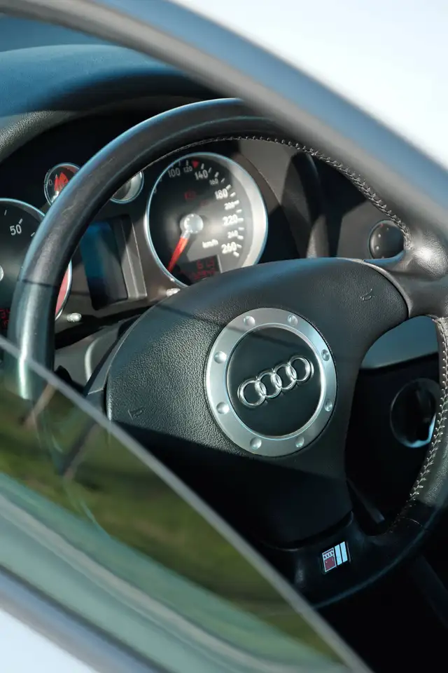 Audi TT Coupé 1.8T 180, foto 5