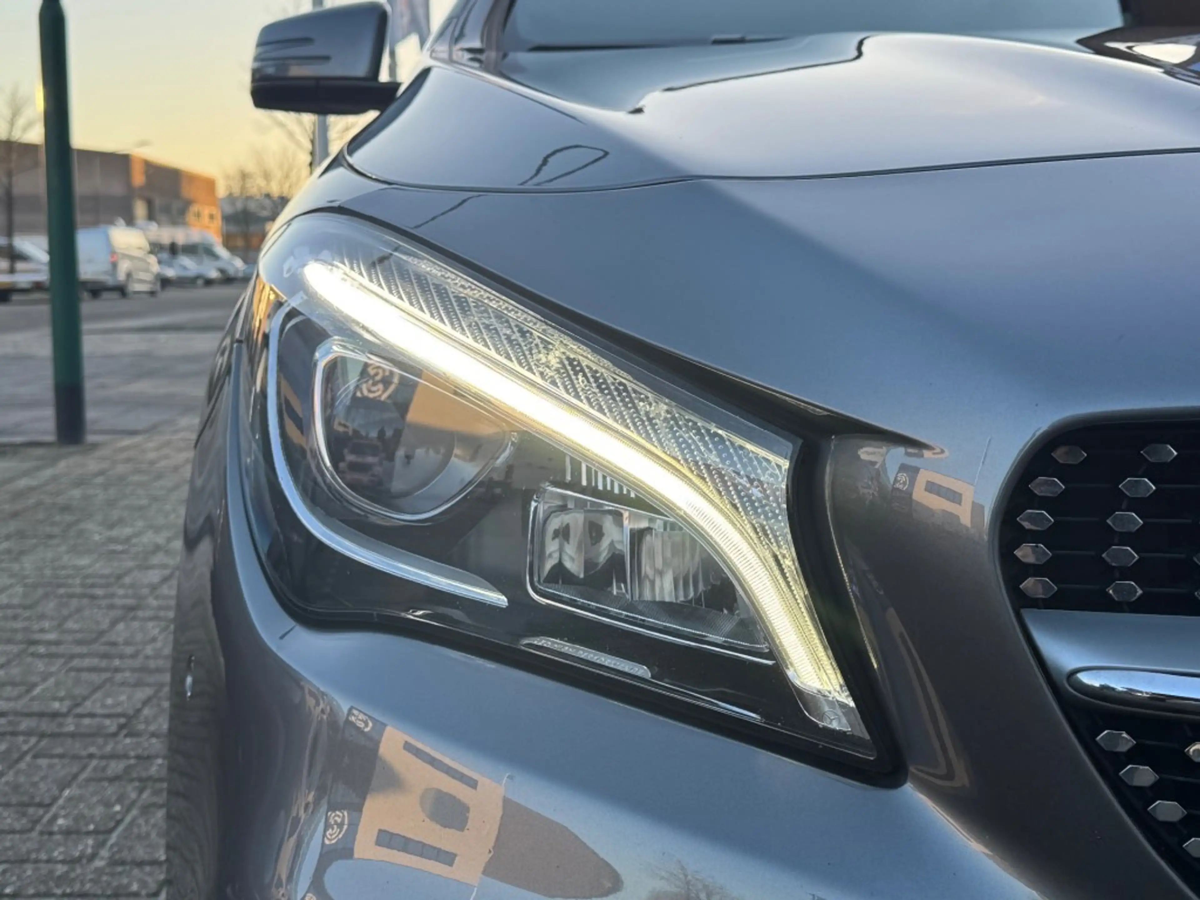 Mercedes-Benz CLA 220 Shooting Brake 4Matic Panorama — photo 36