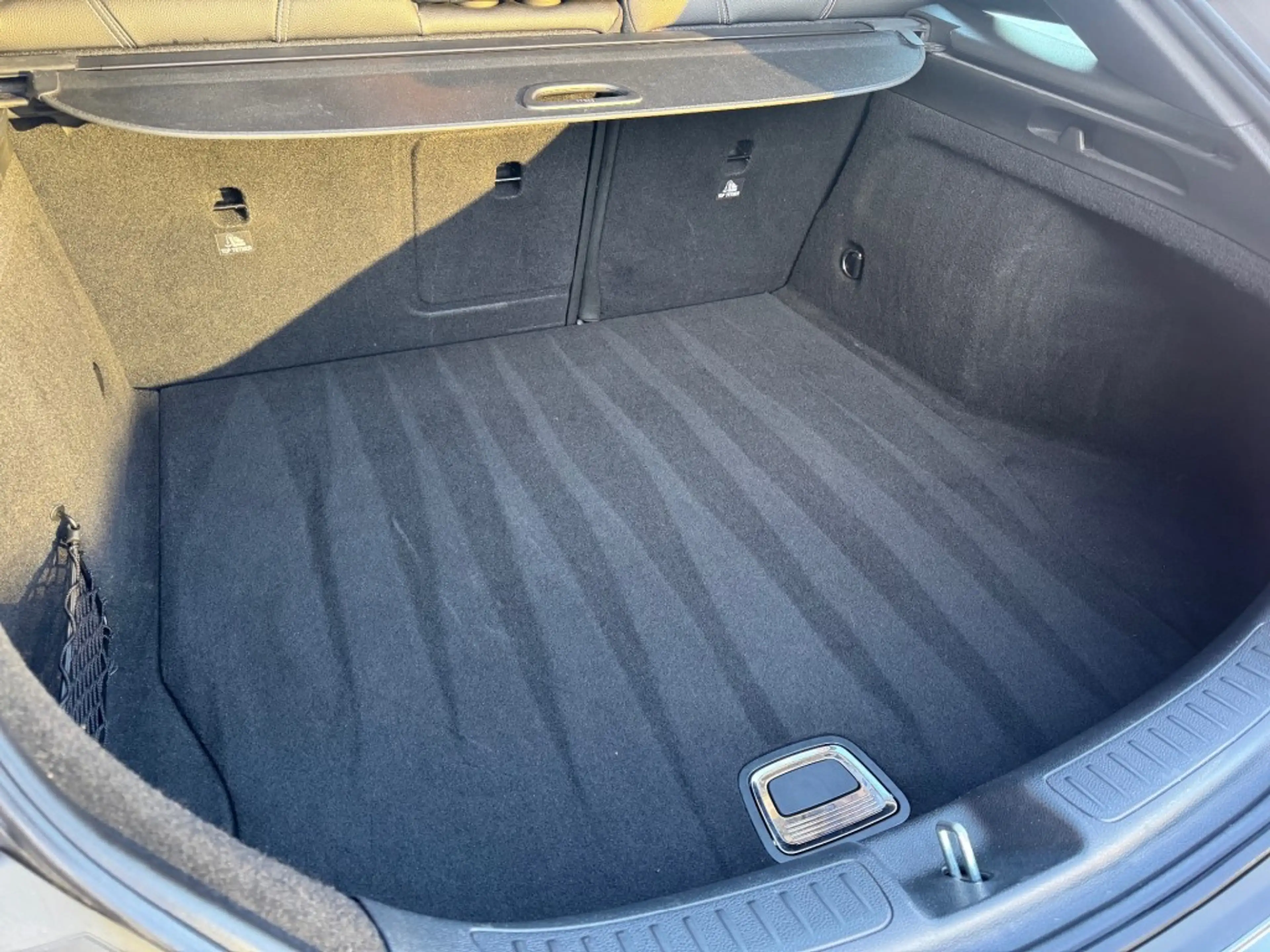 Mercedes-Benz CLA 220 Shooting Brake 4Matic Panorama — photo 17
