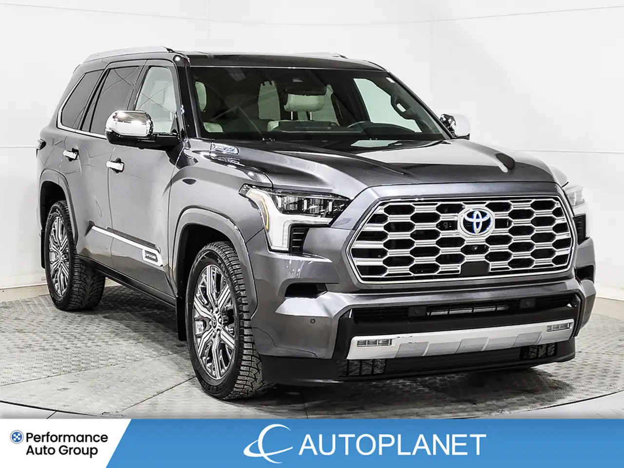 Toyota Sequoia снимка Toyota Sequoia
