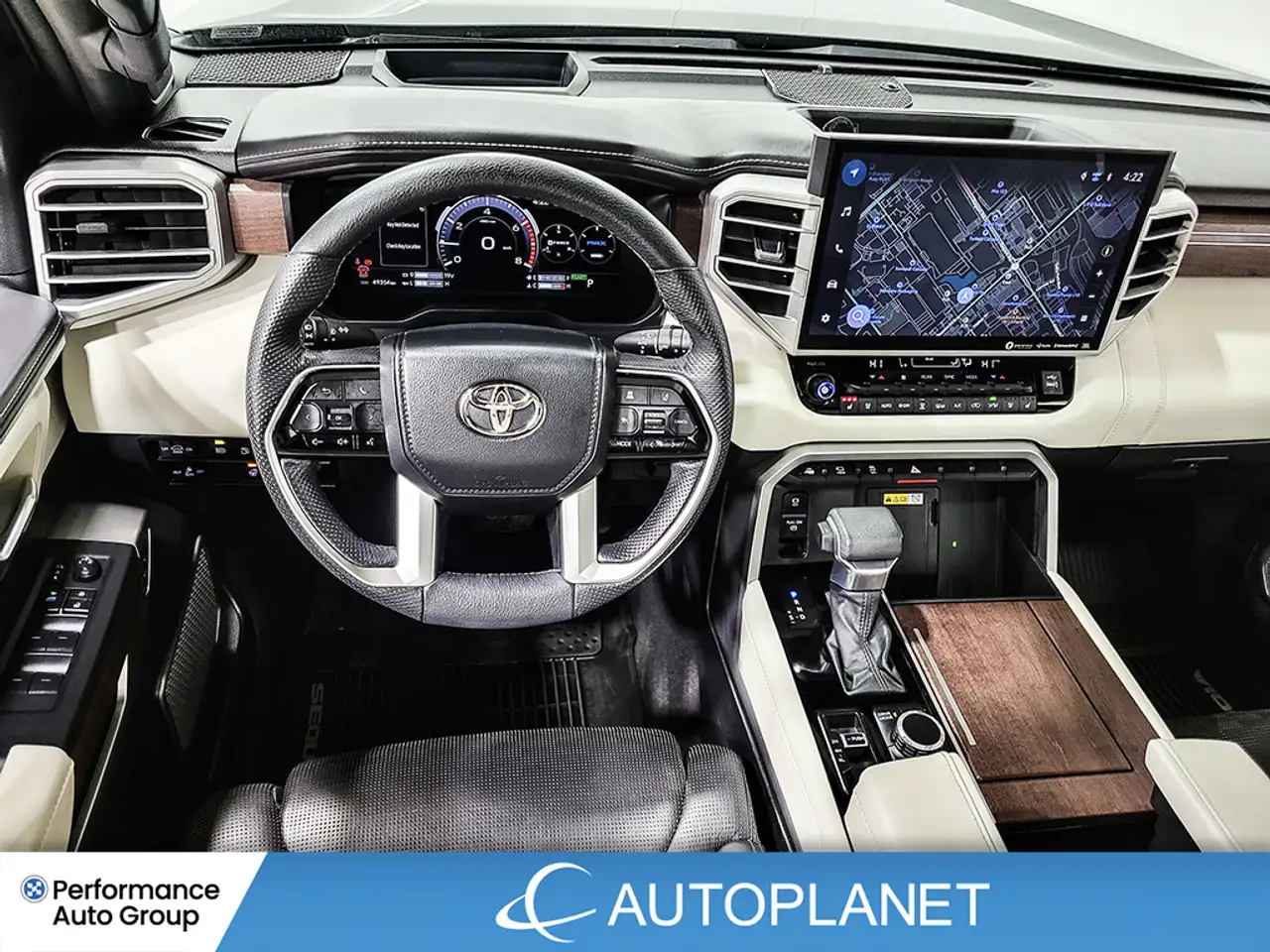 Toyota Sequoia снимка Toyota Sequoia