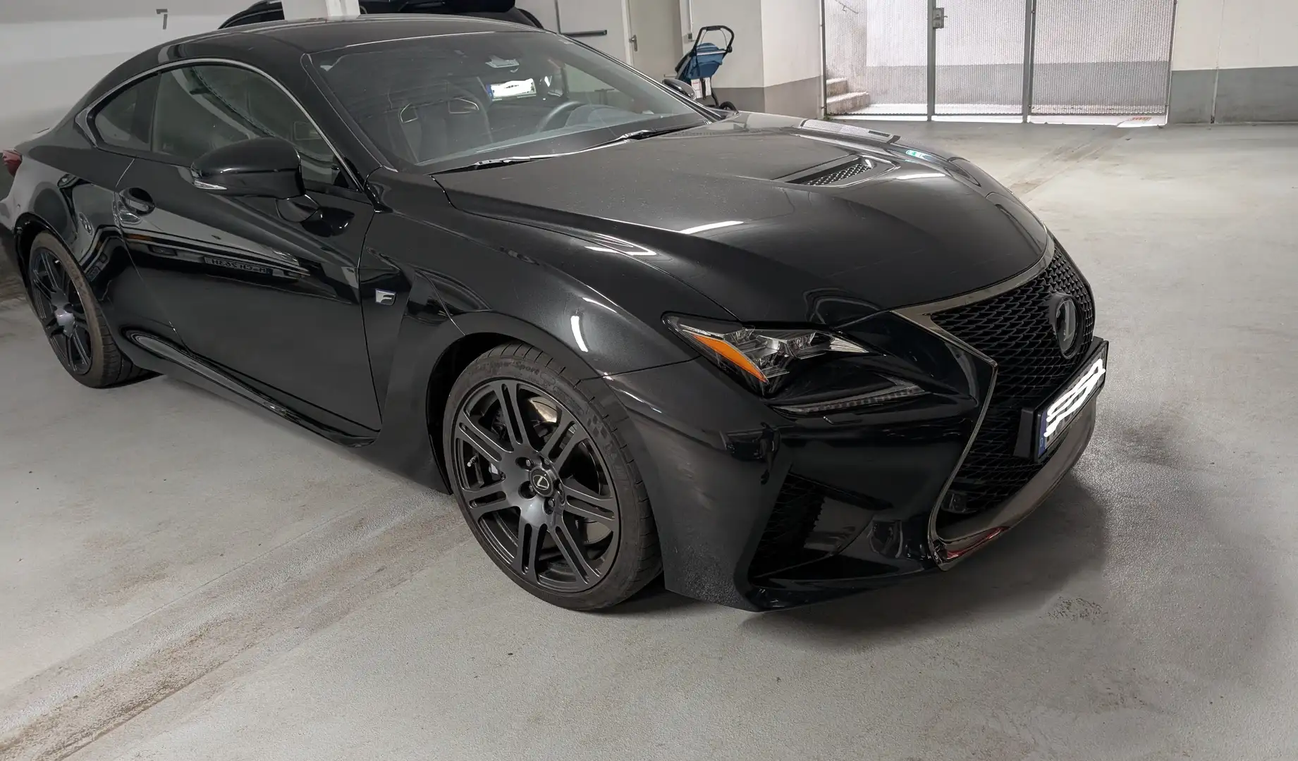 Lexus RC F RC F Pure, MwSt. ausweisbar, Originalzustand - 1