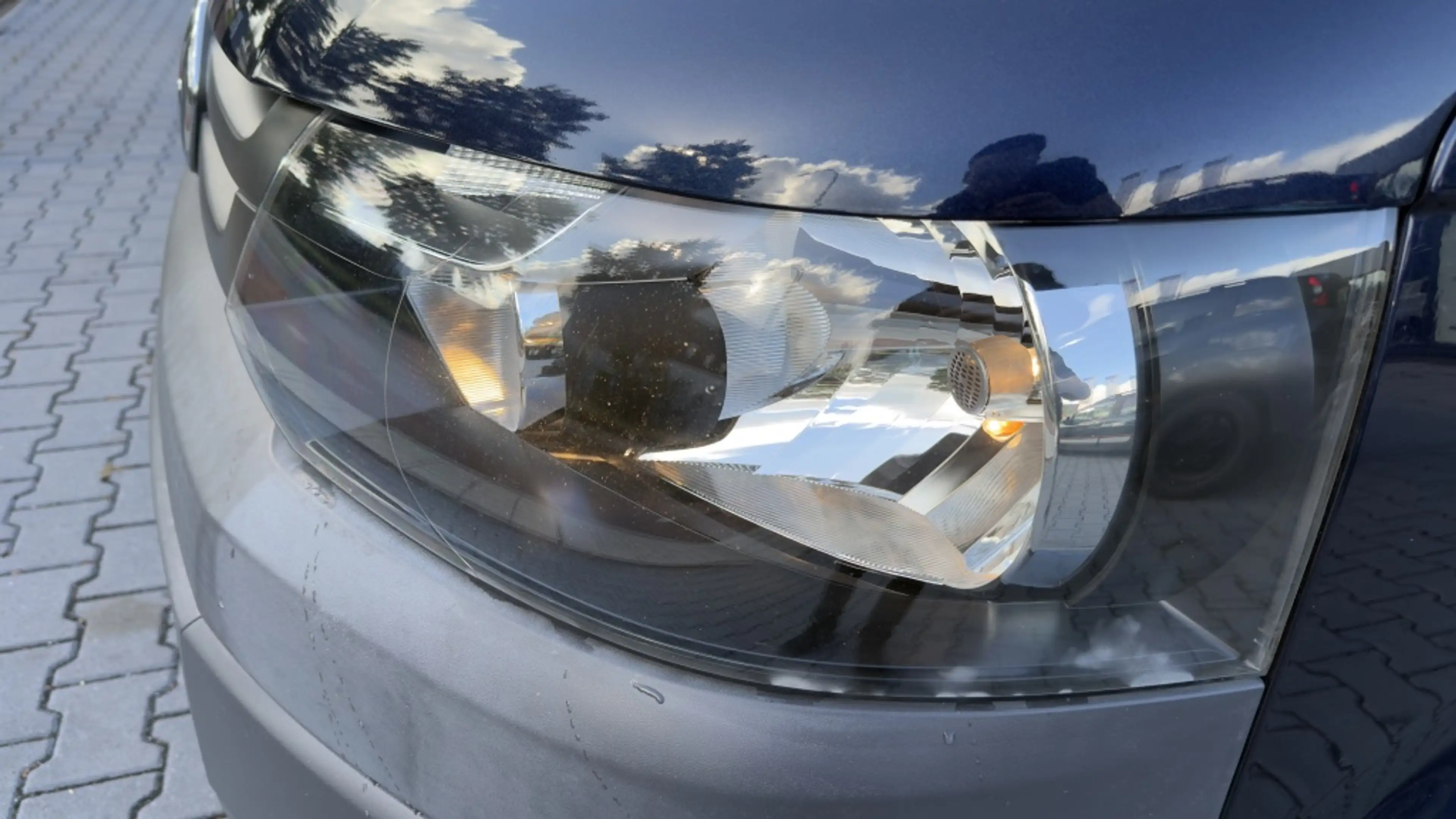 Volkswagen Transporter 2.0 TDI L2H1 — photo 8