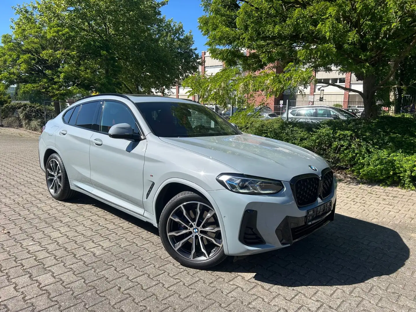 BMW X4 xDrive 3.0d M-Sport HUD Laser Panorama Grau - 2