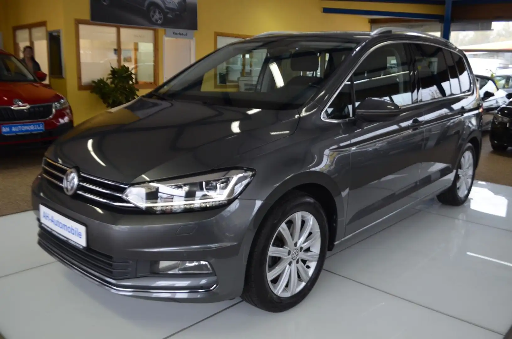 Volkswagen Touran Highline BMT AUTOMATIK / NAVI / XENON Grau - 1