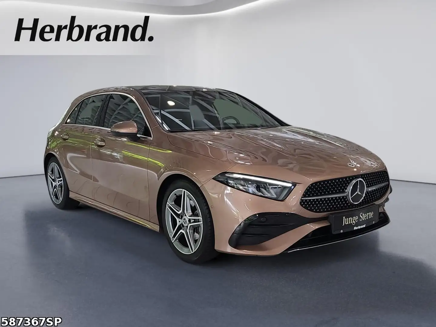 Mercedes-Benz A 180 AMG Or - 2