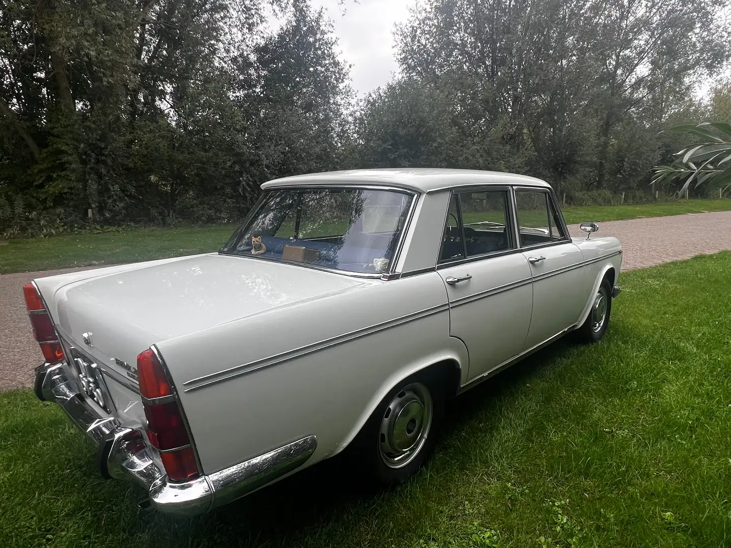 Fiat 2300 Berlina lusso - 2