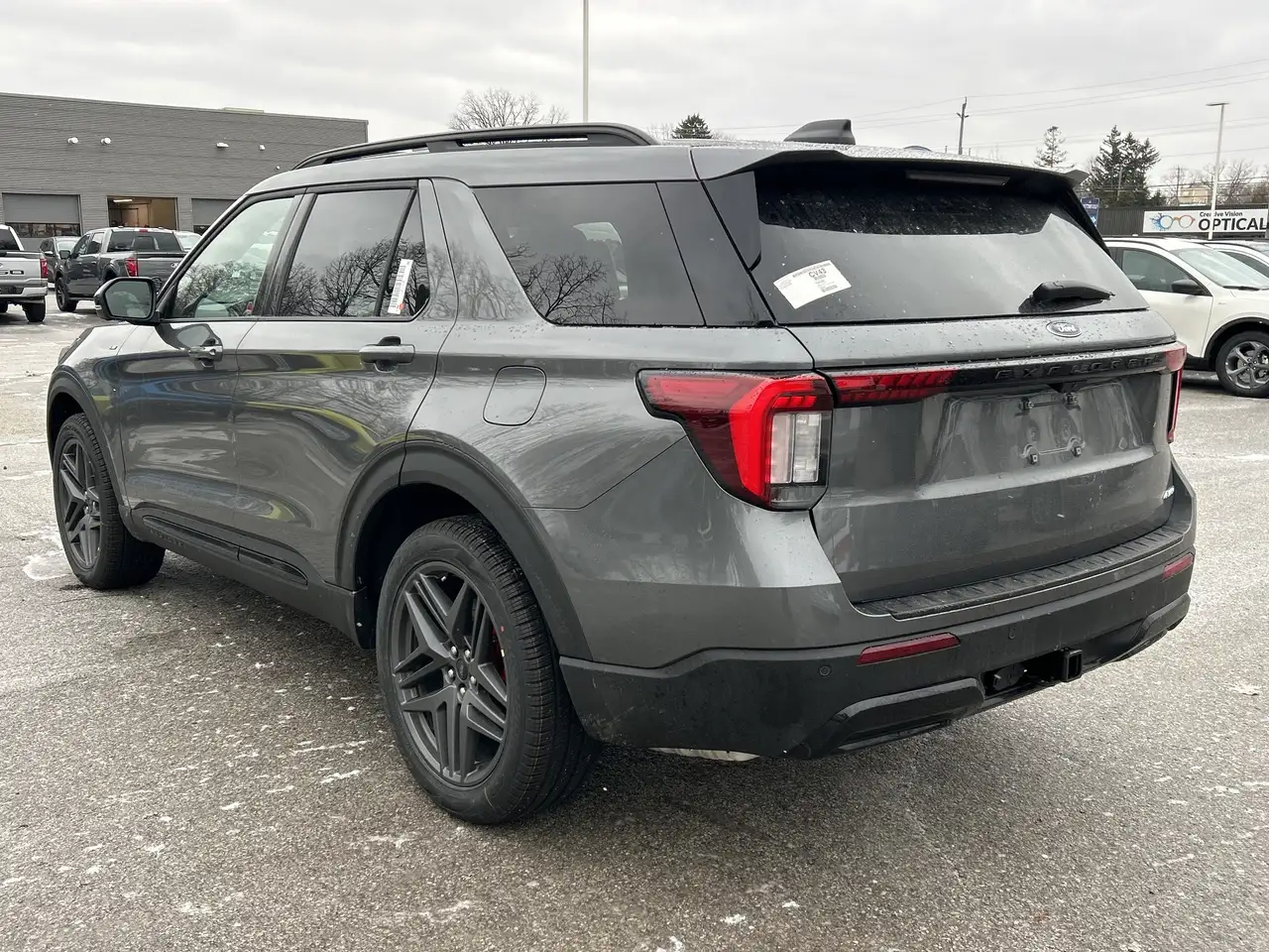 Ford Explorer снимка Ford Explorer