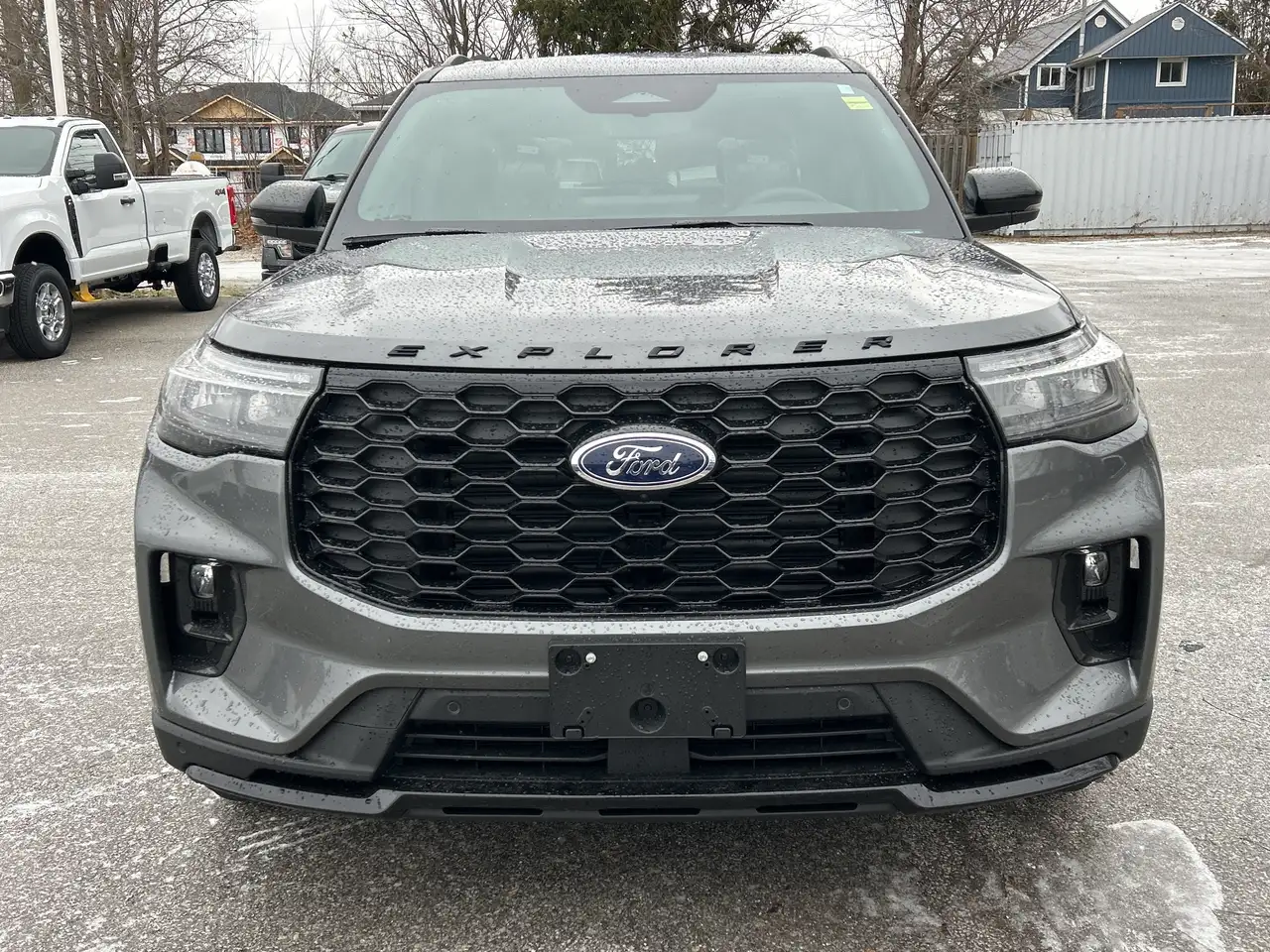 Ford Explorer снимка Ford Explorer