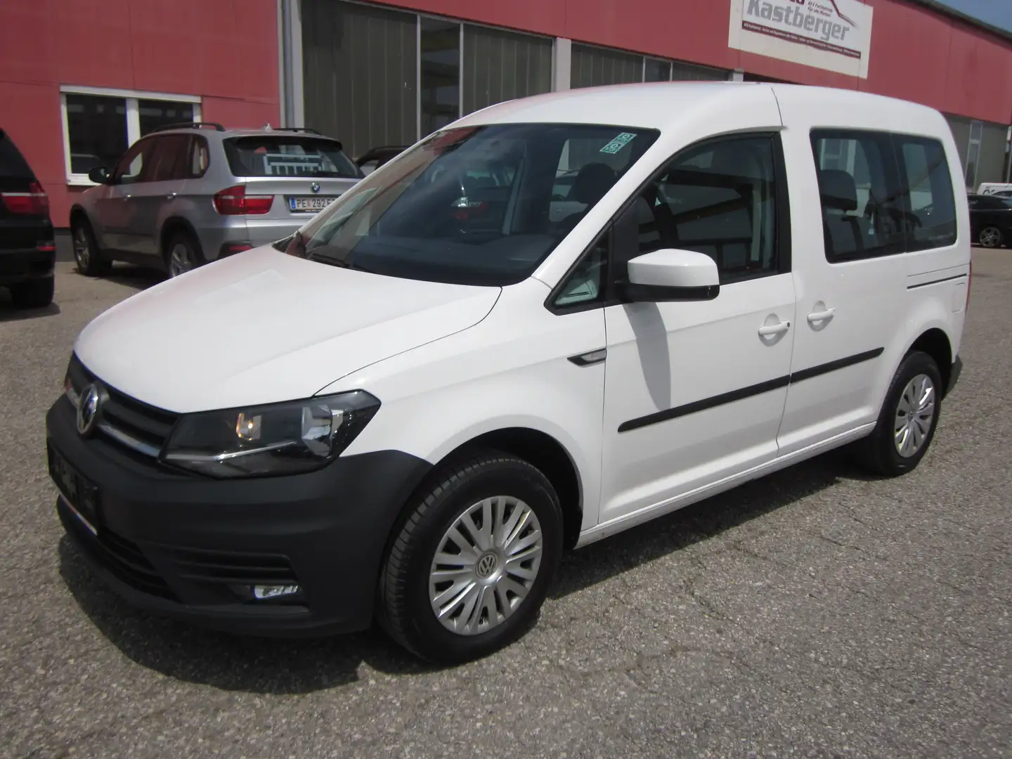 Volkswagen Caddy Kombi Trendline 2,0 TDI Weiß - 1