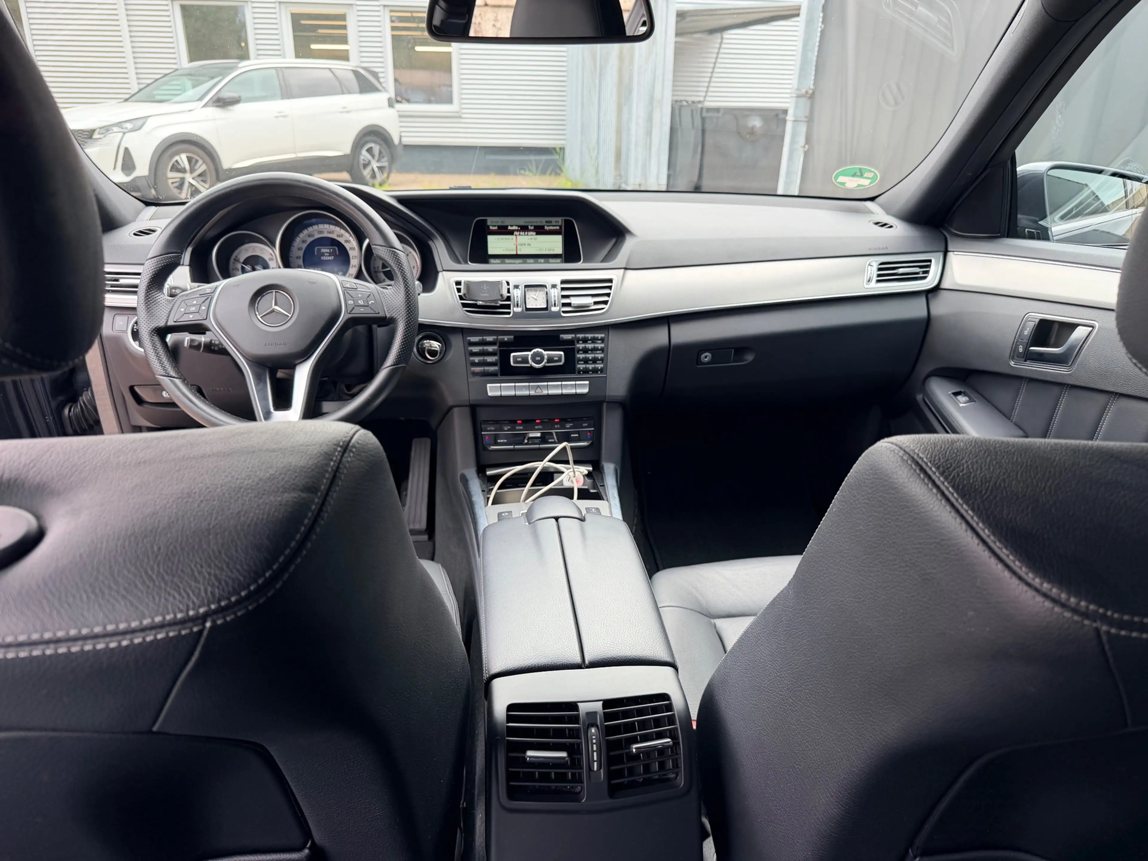 Mercedes-Benz E 350 Estate BlueTEC Ambition Avantgarde trekhaak led — photo 11