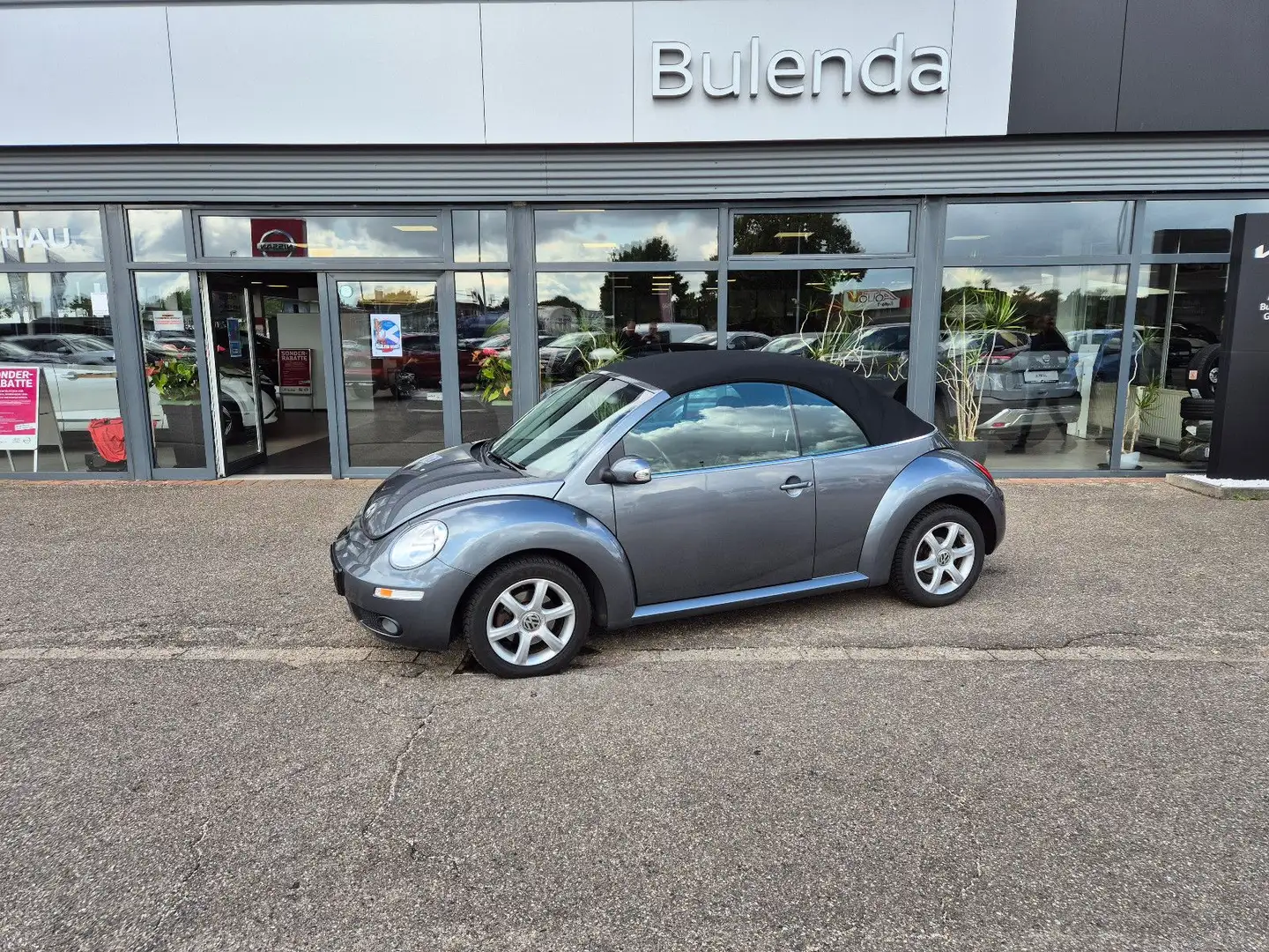 Volkswagen New Beetle Cabriolet 1.6 Gris - 2