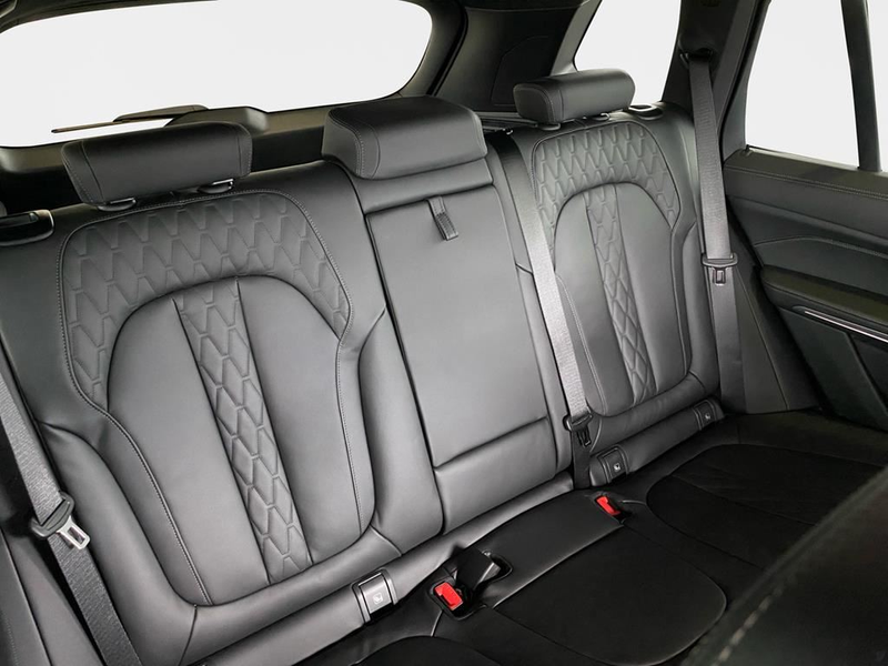 BMW X5 — photo 12