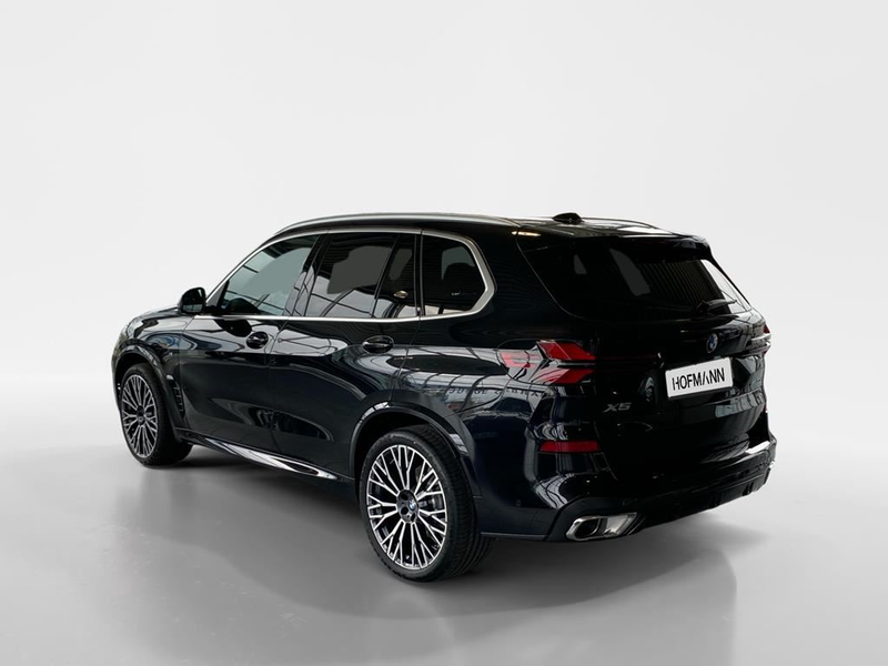 BMW X5 — photo 4