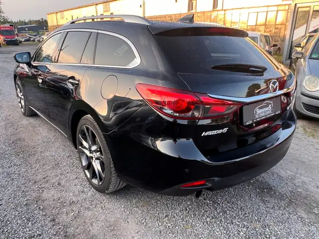 Mazda Mazda6 view 4