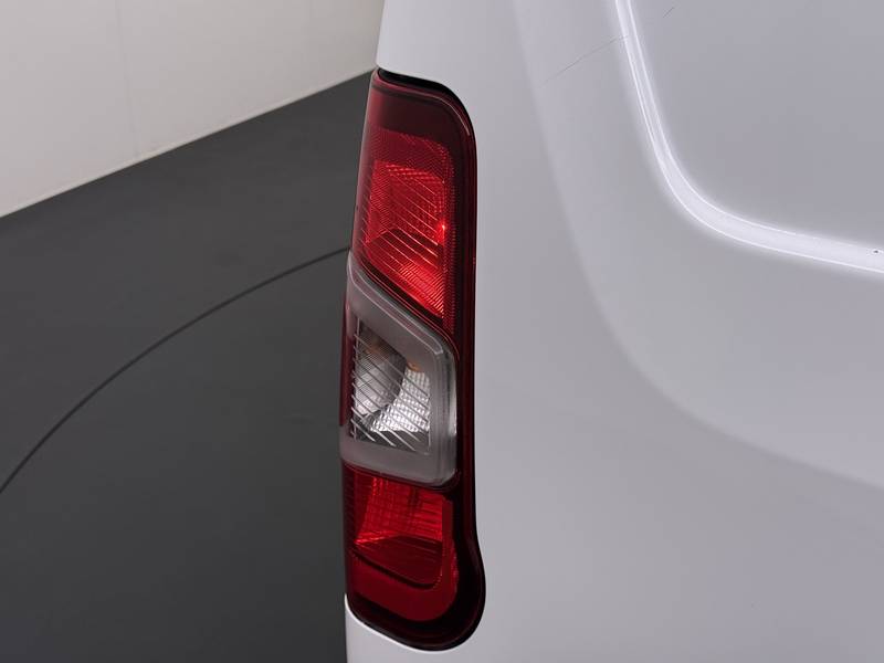 Peugeot Partner 1.2 PureTech Premium — photo 6