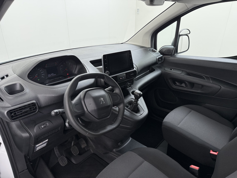Peugeot Partner 1.2 PureTech Premium — photo 14