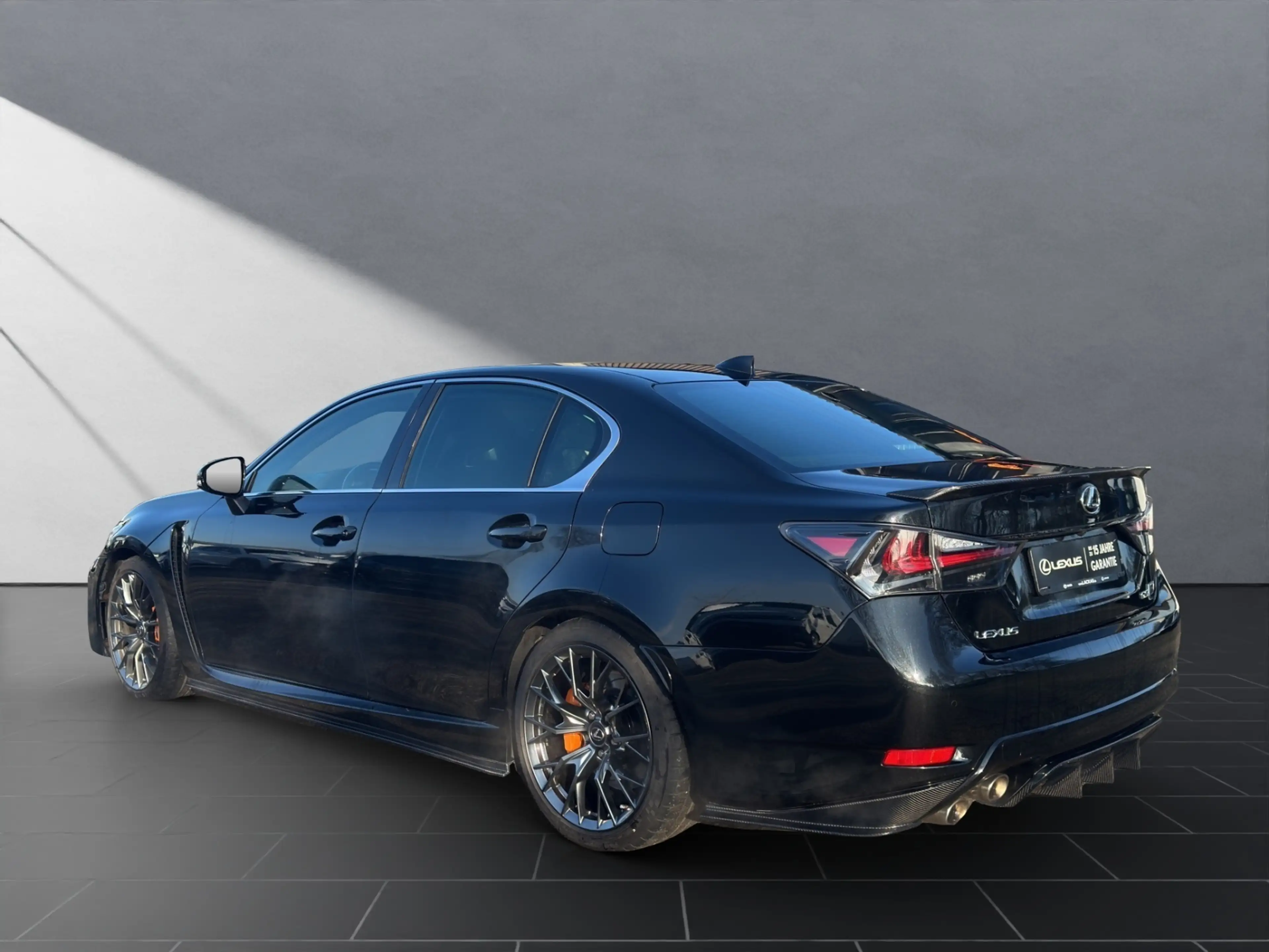 Lexus GS F 5.0 V8 SAUGER SCHIEBEDACH+LEXUS GARANTIE — photo 3