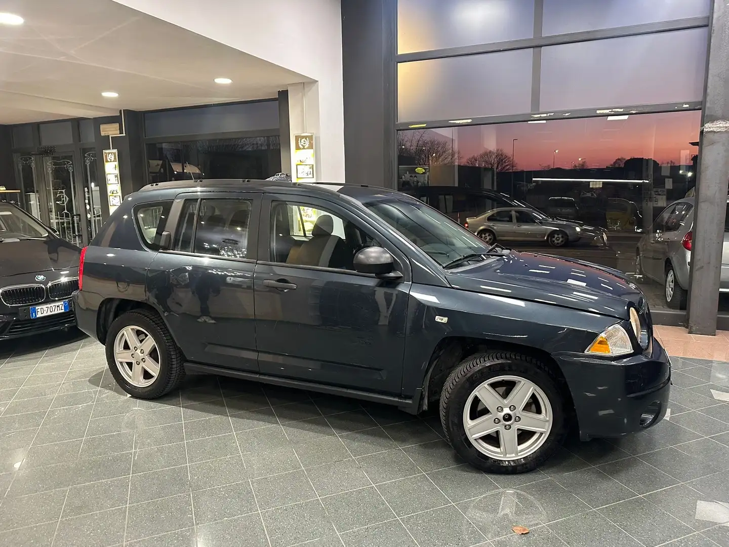 Jeep Compass 2.0 td Limited 4wd FRIZIO VOLAN Bleu - 2