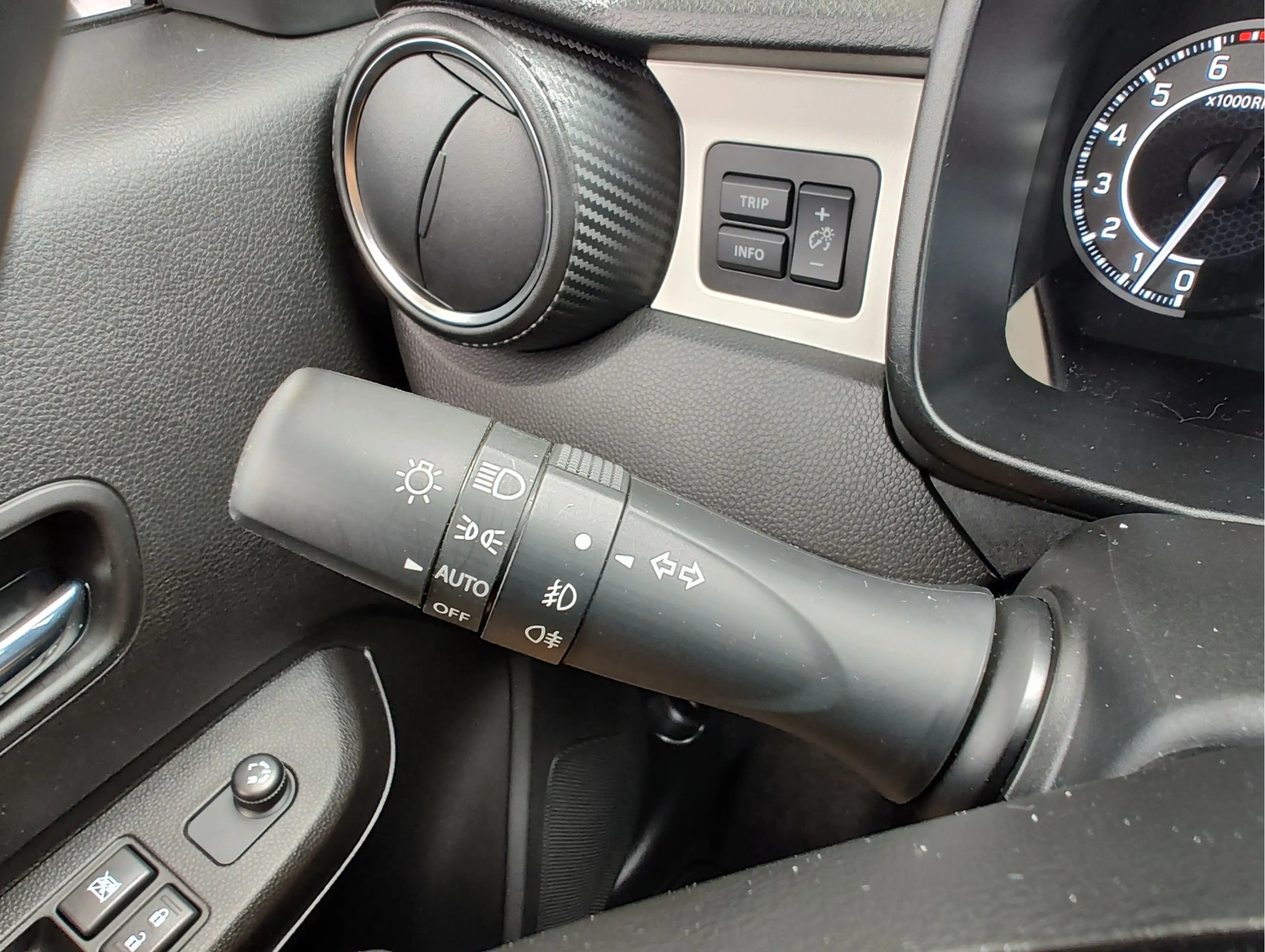Suzuki Ignis 1.2 SMART HYBRID STYLE Clima | Cruise | Stoelverwa — photo 27