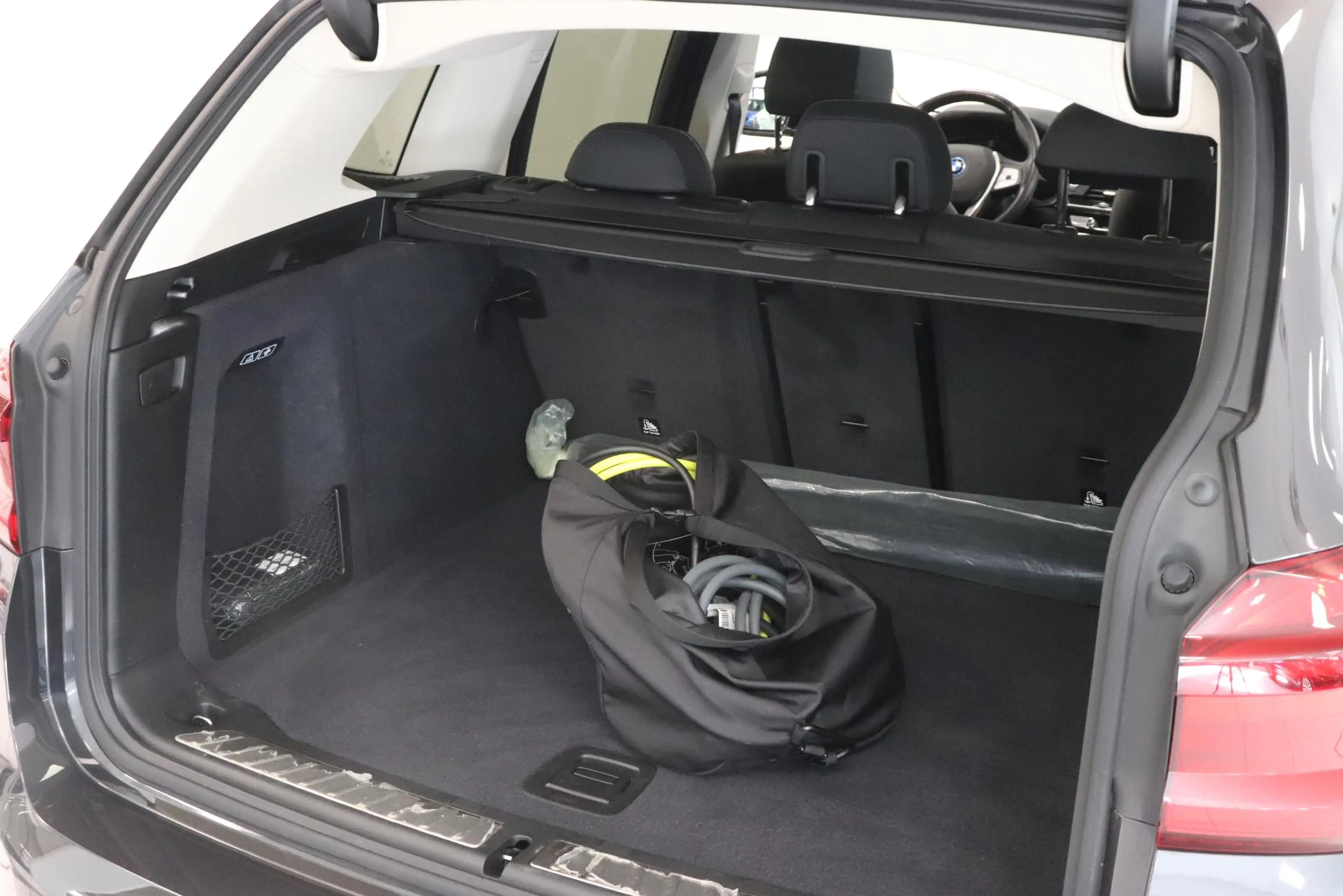 BMW iX3 Executive 80 kWh | M-Pakket | Panoramadak | SoH 98 — photo 10
