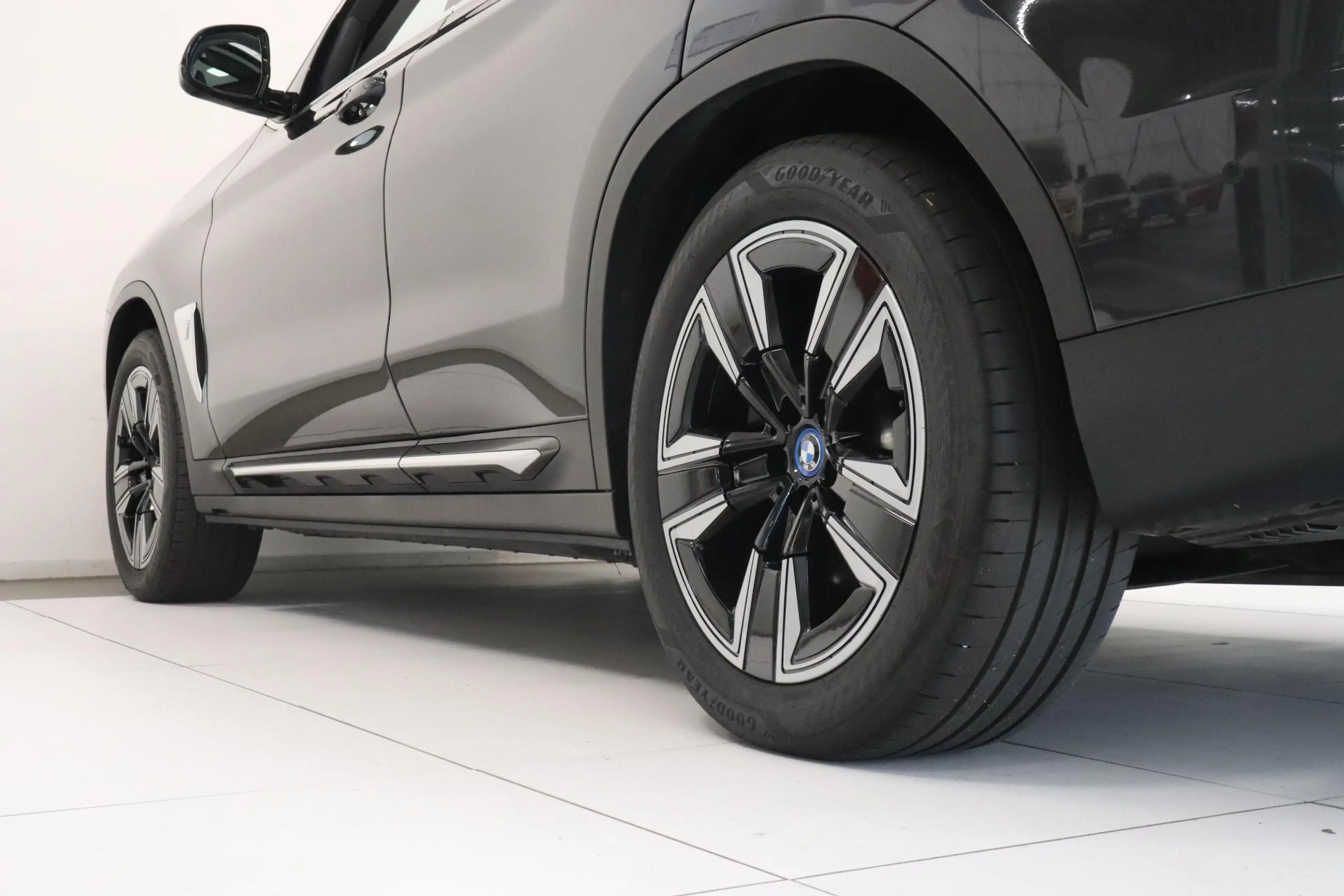 BMW iX3 Executive 80 kWh | M-Pakket | Panoramadak | SoH 98 — photo 20