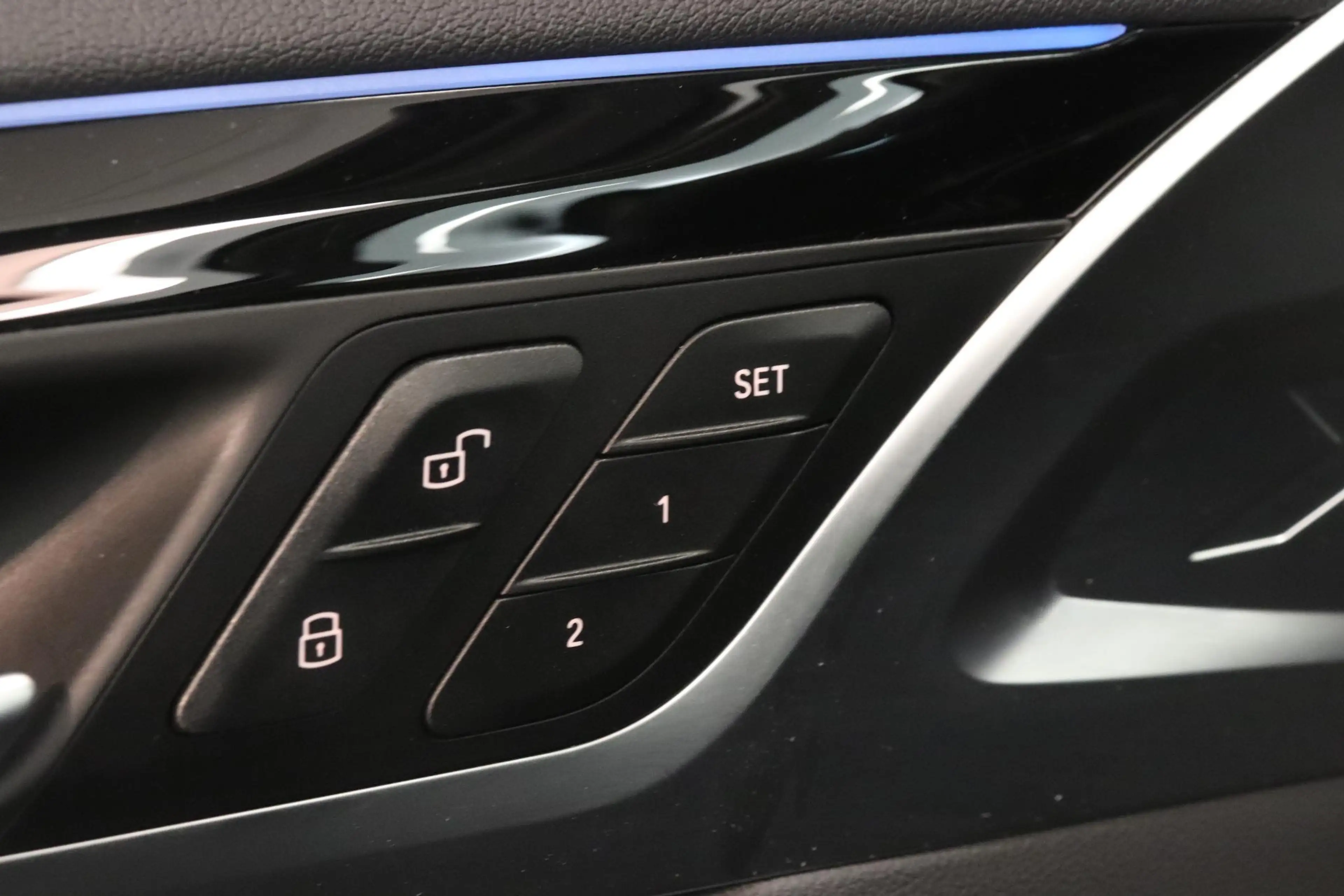 BMW iX3 Executive 80 kWh | M-Pakket | Panoramadak | SoH 98 — photo 33