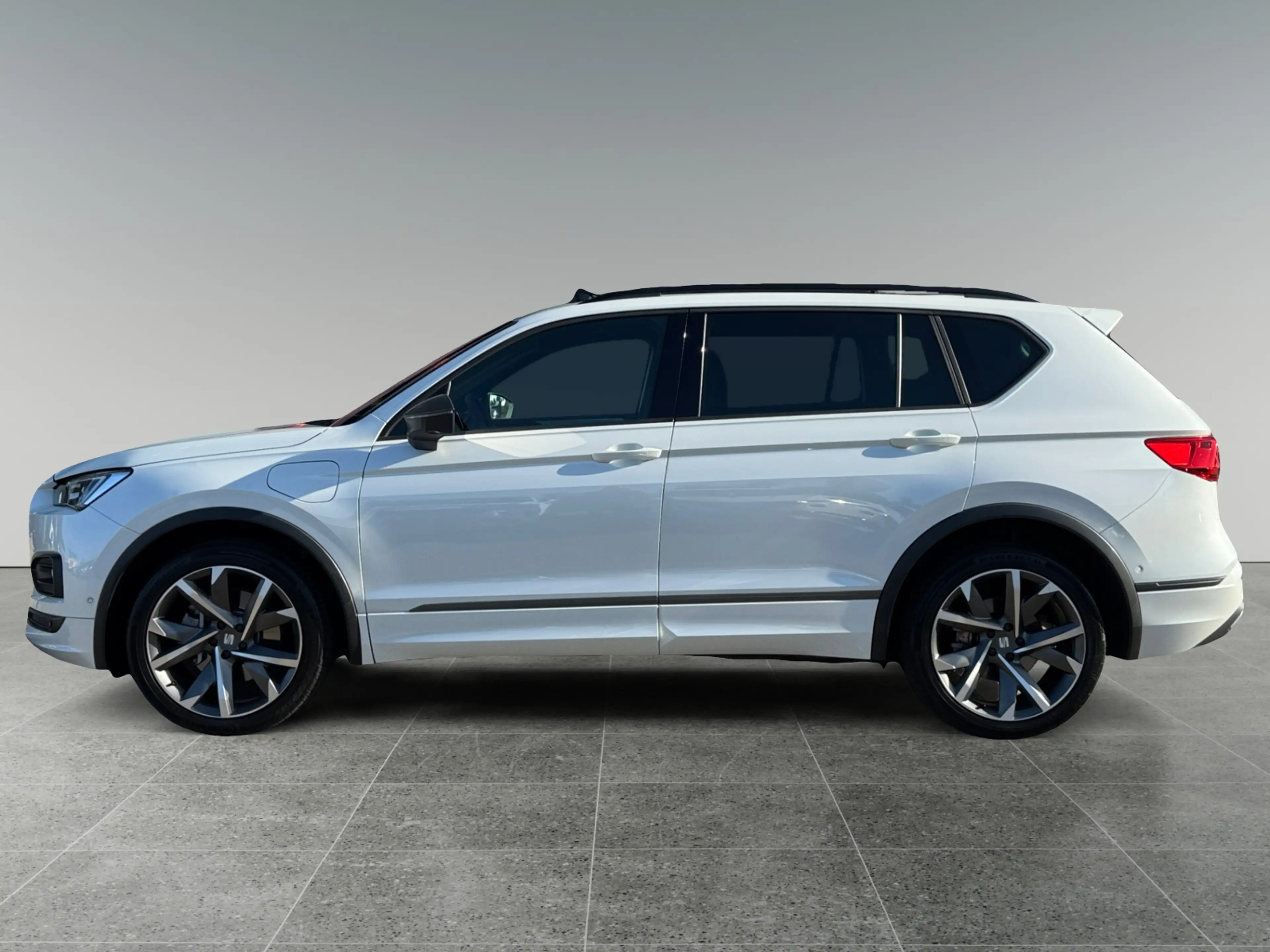 SEAT Tarraco 1.4 245pk TSI e-Hybrid PHEV FR Business Panoramisc — photo 2