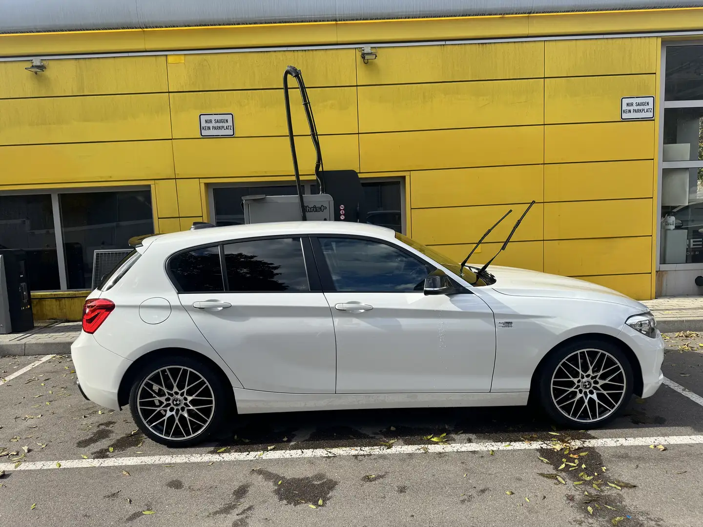 BMW 118 118i | Heckantrieb | Neue Reifen | Automatik Weiß - 2