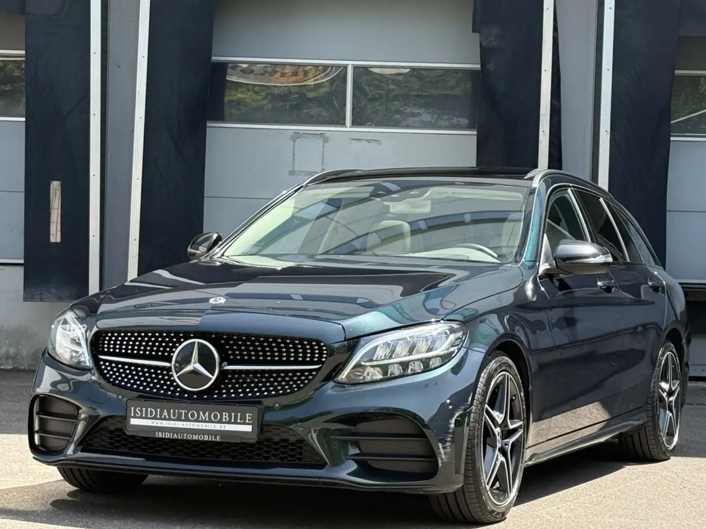 Mercedes-Benz C 220 D AMG Night LED Navi Head-Up Pano RüKamera Зелёный - 1