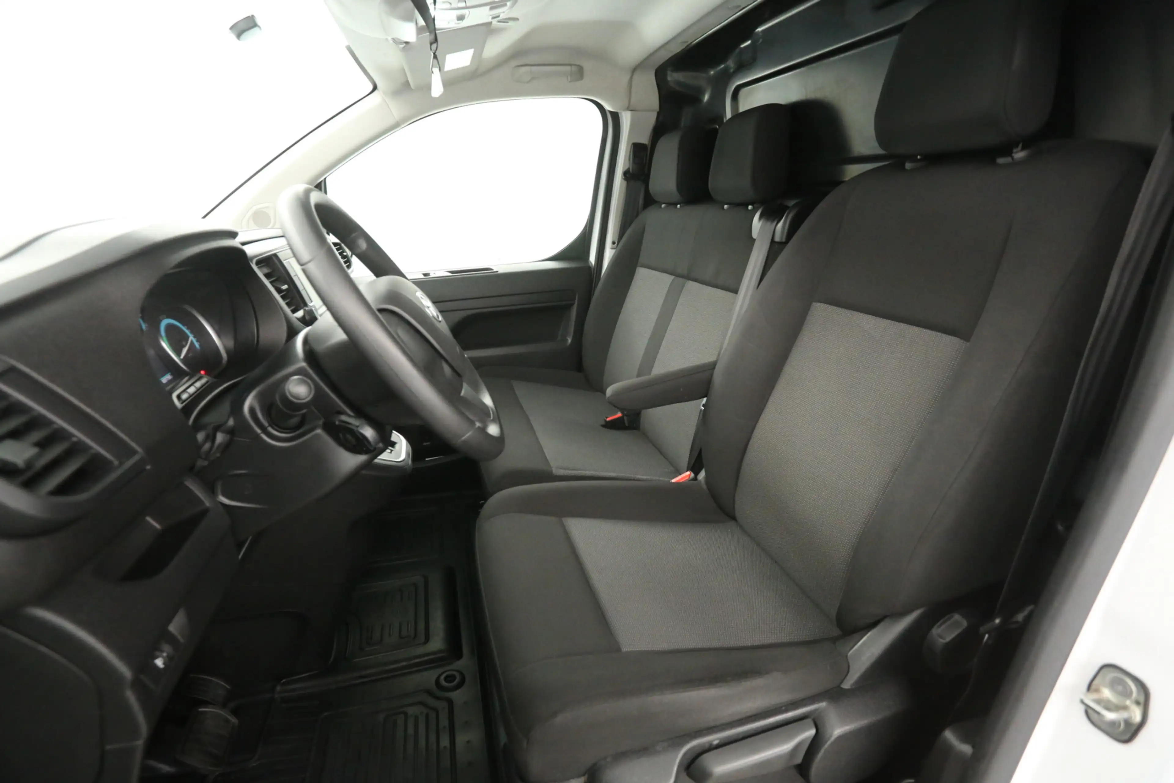 Peugeot e-Expert Toyota ProAce Electric Worker 75 kWh L2H1 | Snella — photo 11