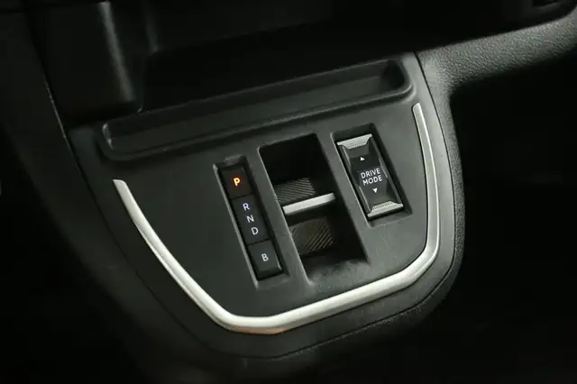 Peugeot E-Expert view 18