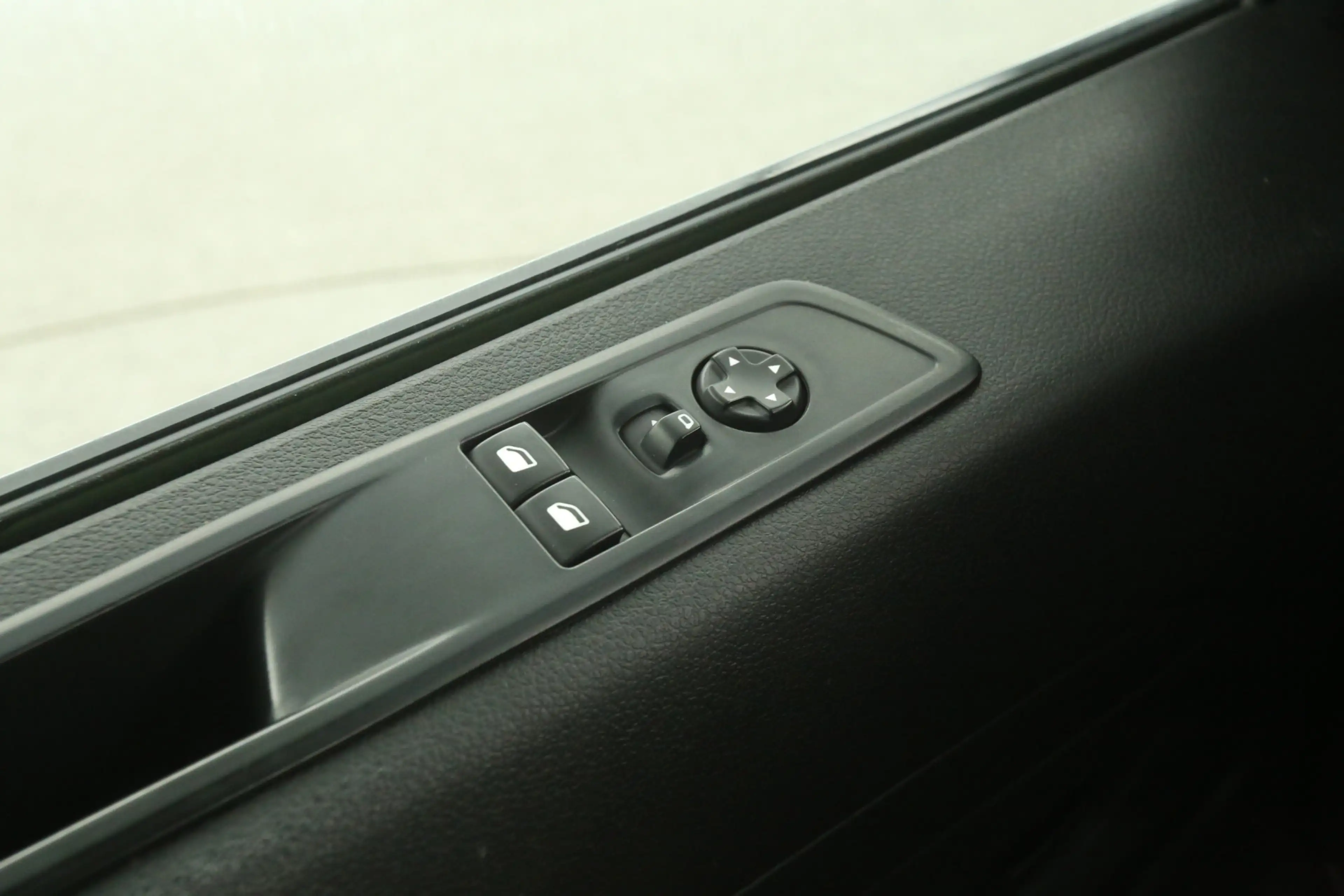 Peugeot e-Expert Toyota ProAce Electric Worker 75 kWh L2H1 | Snella — photo 19