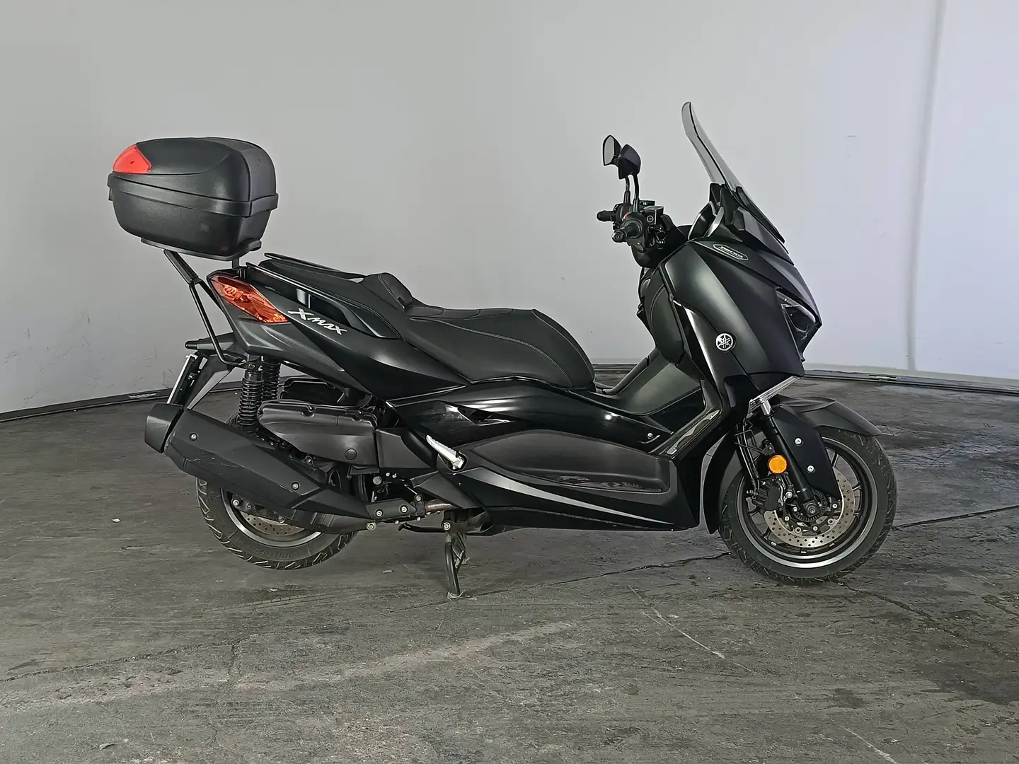 Yamaha X-Max 400 Iron Abs my19 Noir - 1