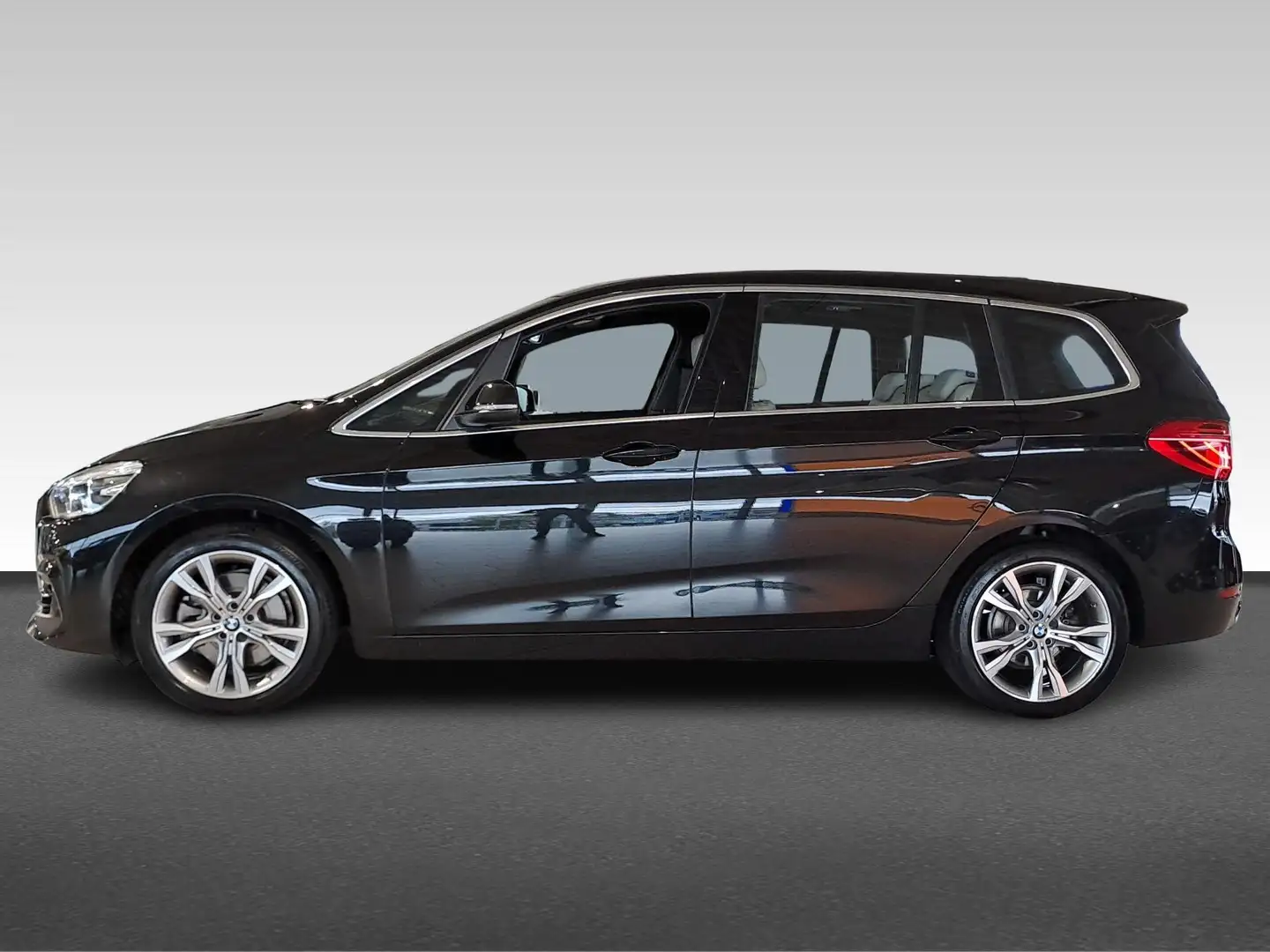 BMW 220 2-Serie Gran Tourer (f46) 220i 192pk Automaat High Zwart - 2