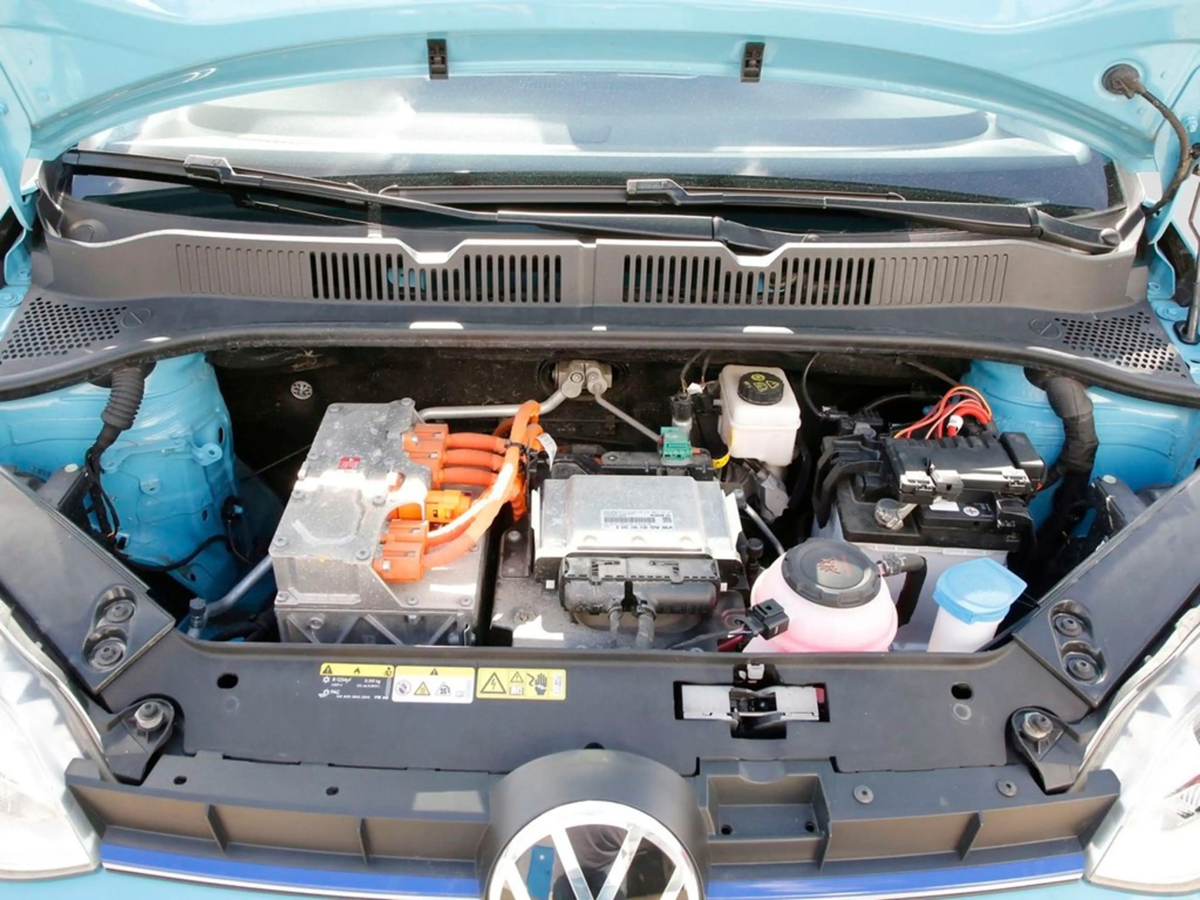 Volkswagen e-up! Max 15" Sitzheizung Rückfahrkamera DAB — photo 7