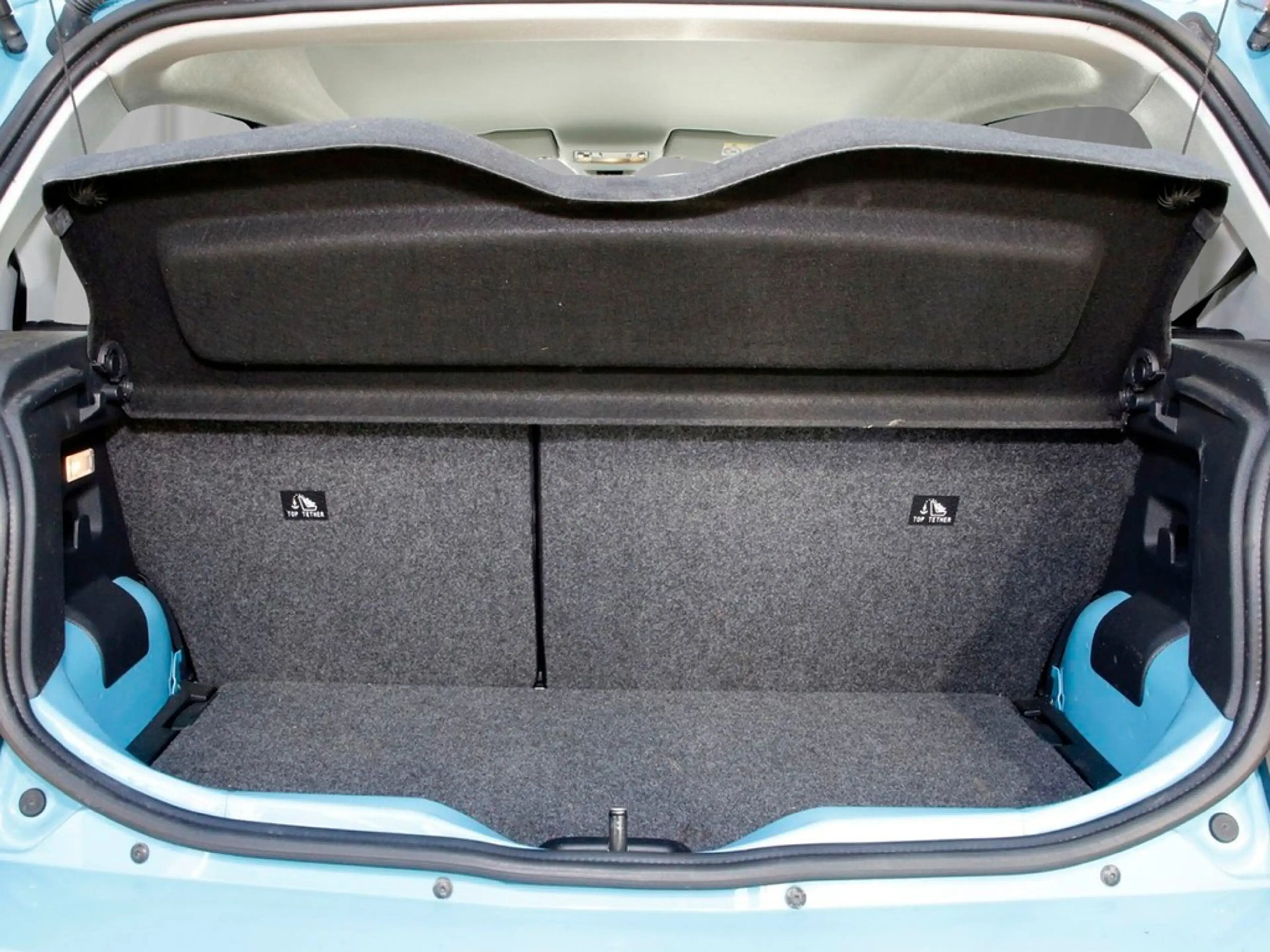 Volkswagen e-up! Max 15" Sitzheizung Rückfahrkamera DAB — photo 6