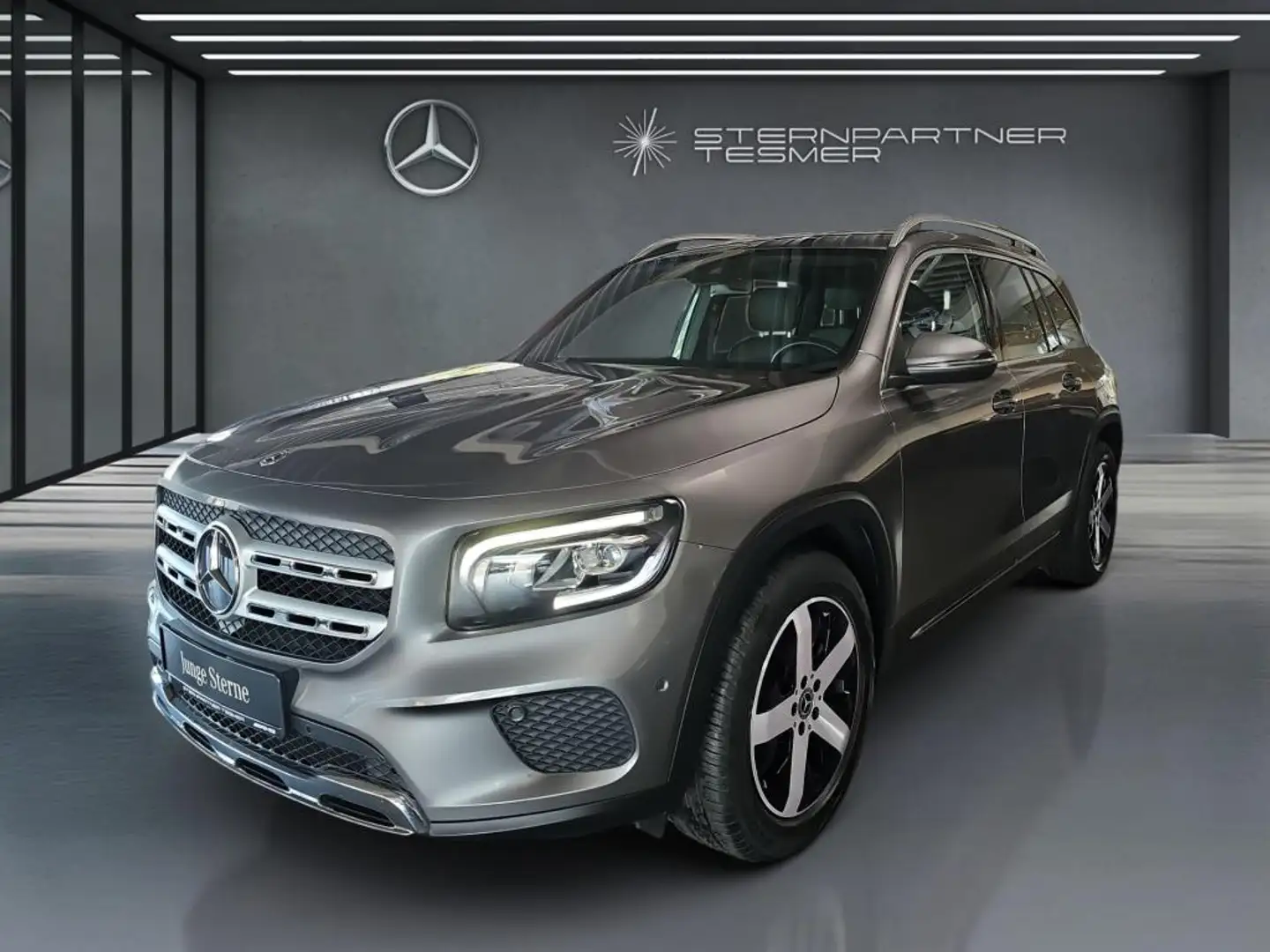 Mercedes-Benz GLB 200 PROGRESSIVE+MBUX+LED+SHZ+PDC+KAMERA+AHK Grijs - 1