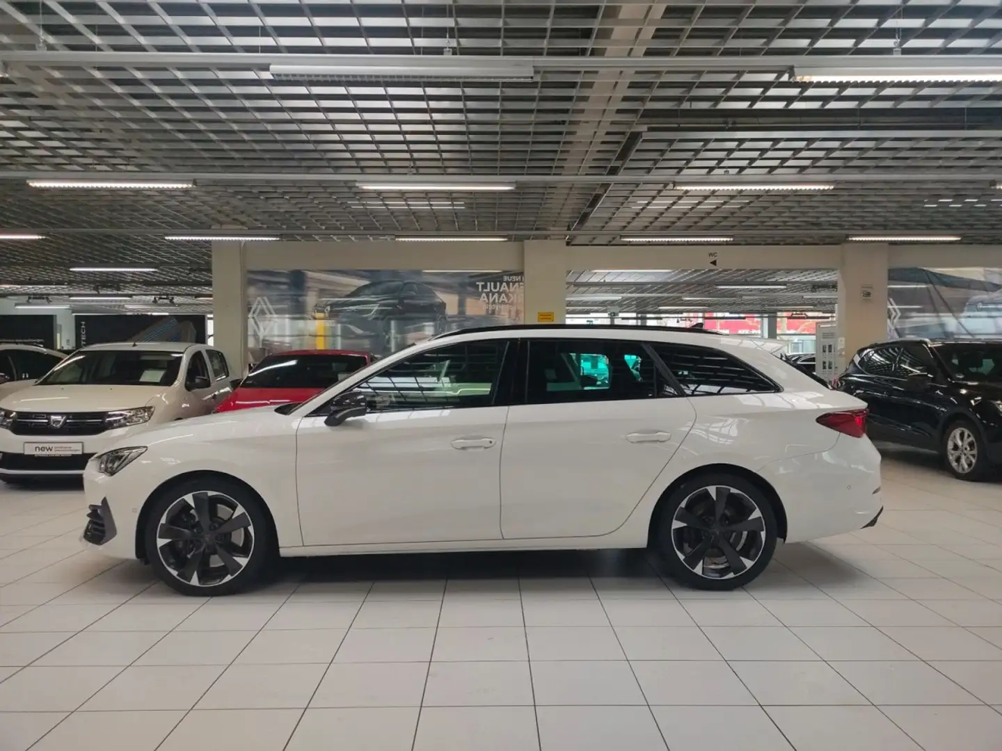 CUPRA Leon Sportstourer 2.0 TSI ACC Klima Navi Weiß - 2