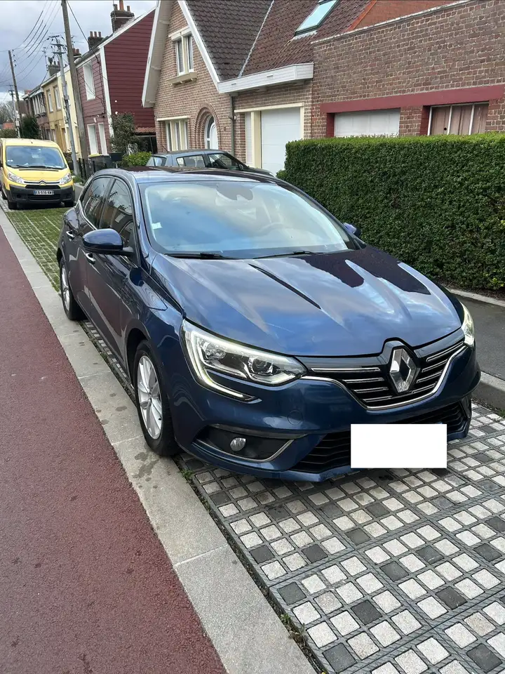 Renault Megane MÃ©gane IV Berline dCi 110 Energy Zen